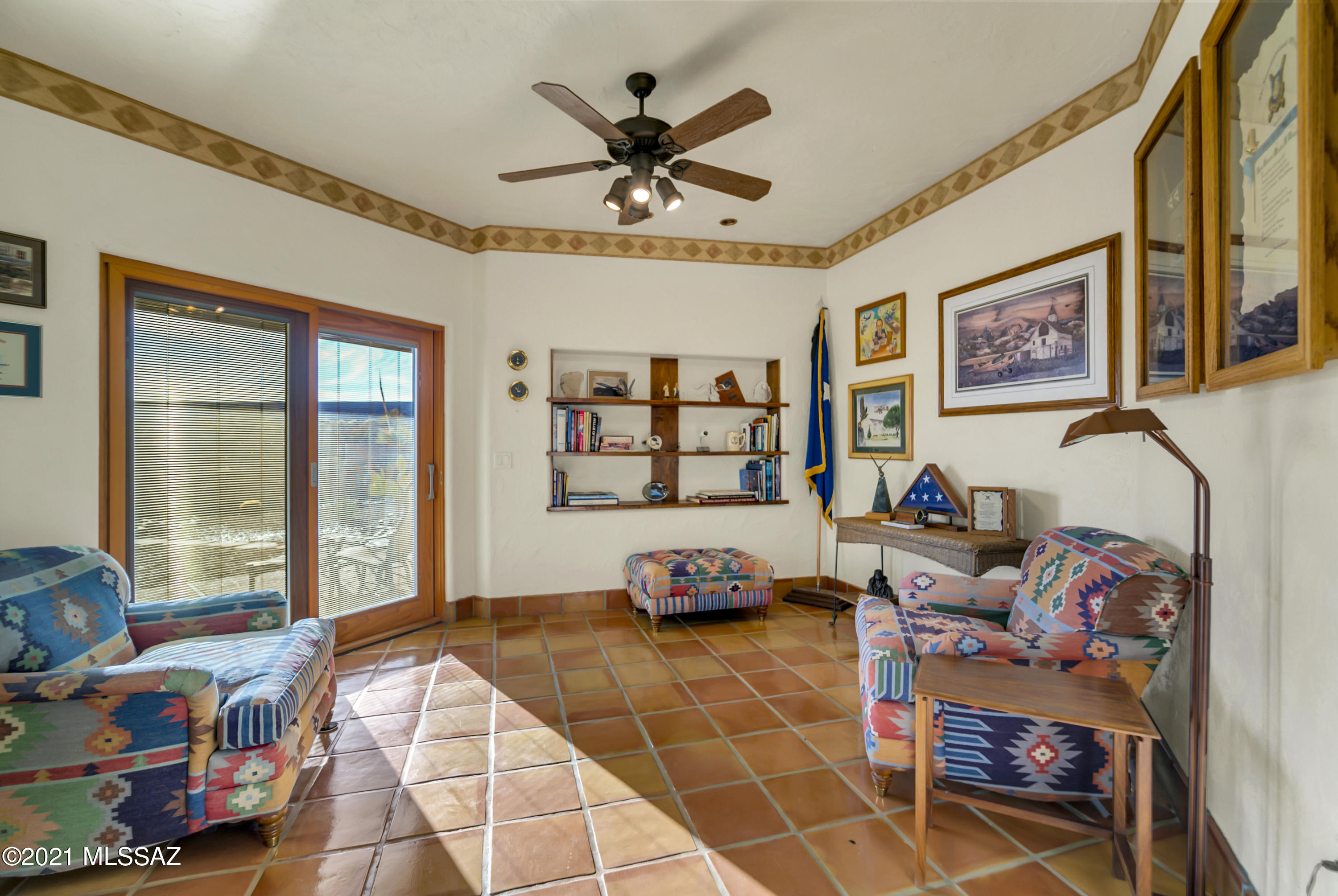 947 S Paseo De La Lira