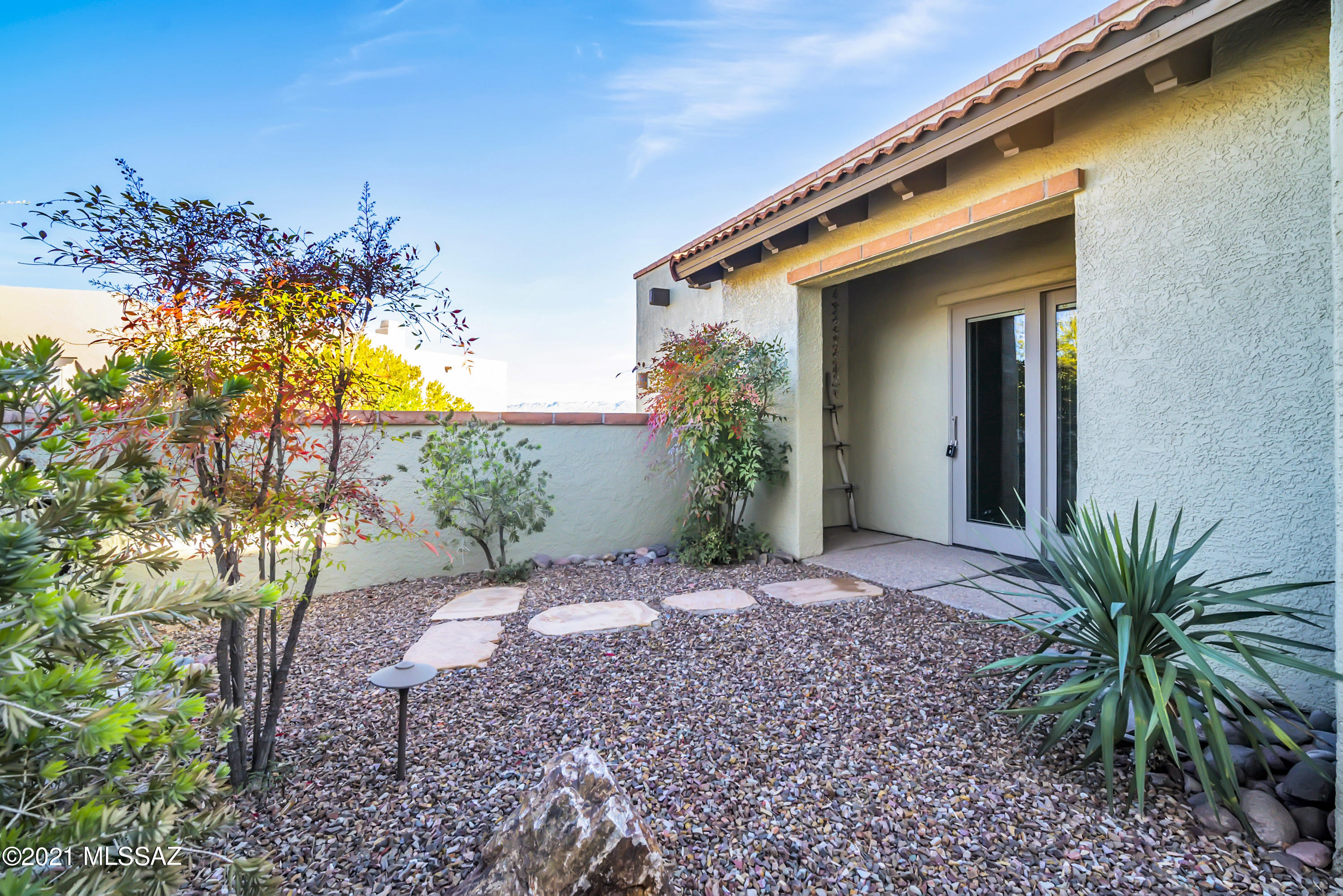 947 S Paseo De La Lira