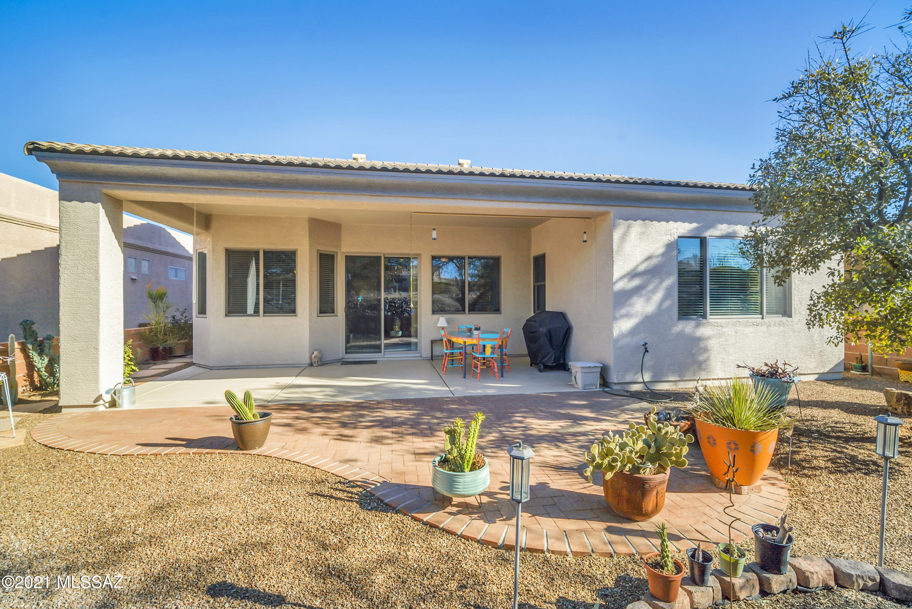 317 N Crescent Bell Drive