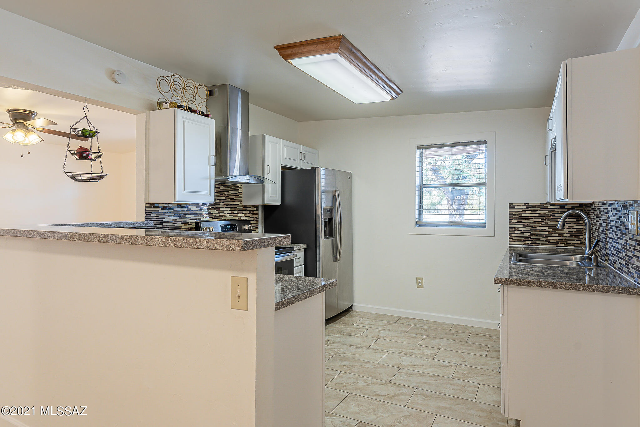 3872 N Palm Grove Drive