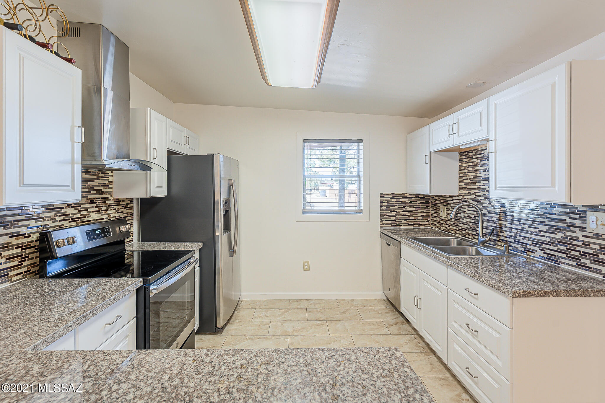 3872 N Palm Grove Drive