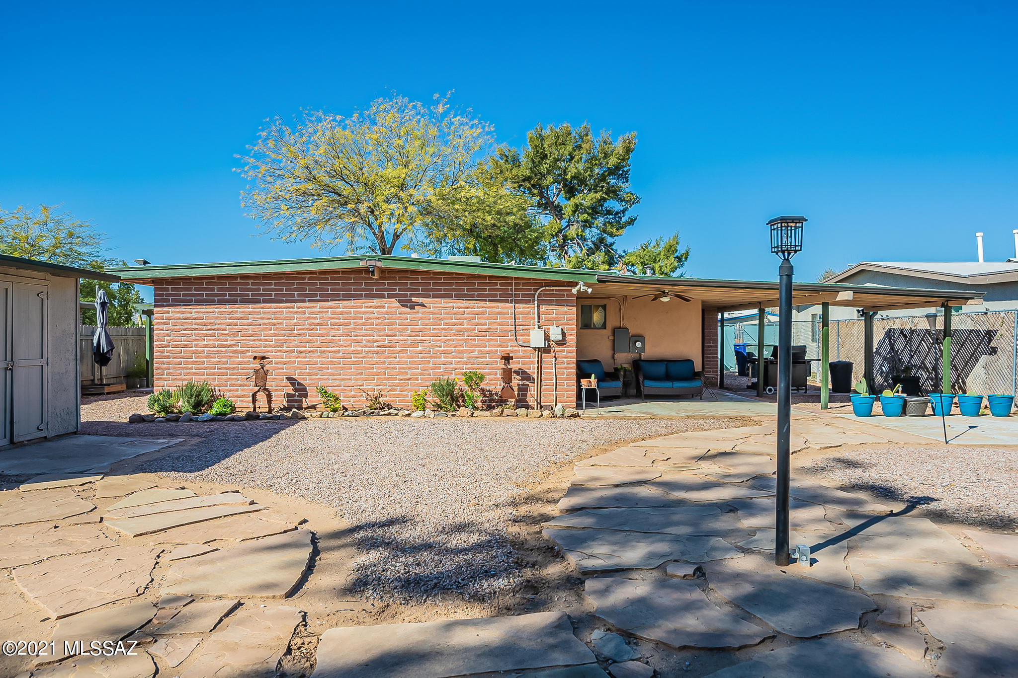 3872 N Palm Grove Drive