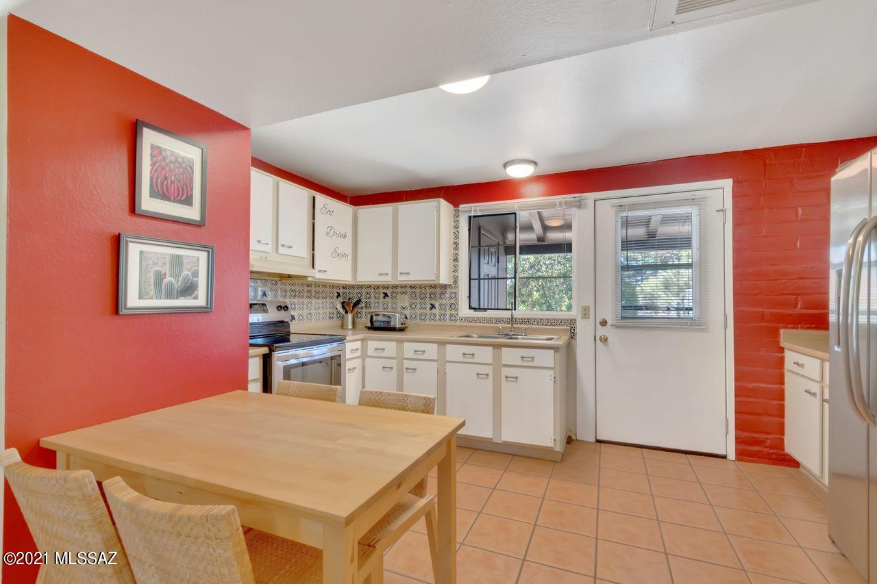 247 S Paseo Sarta Unit: B