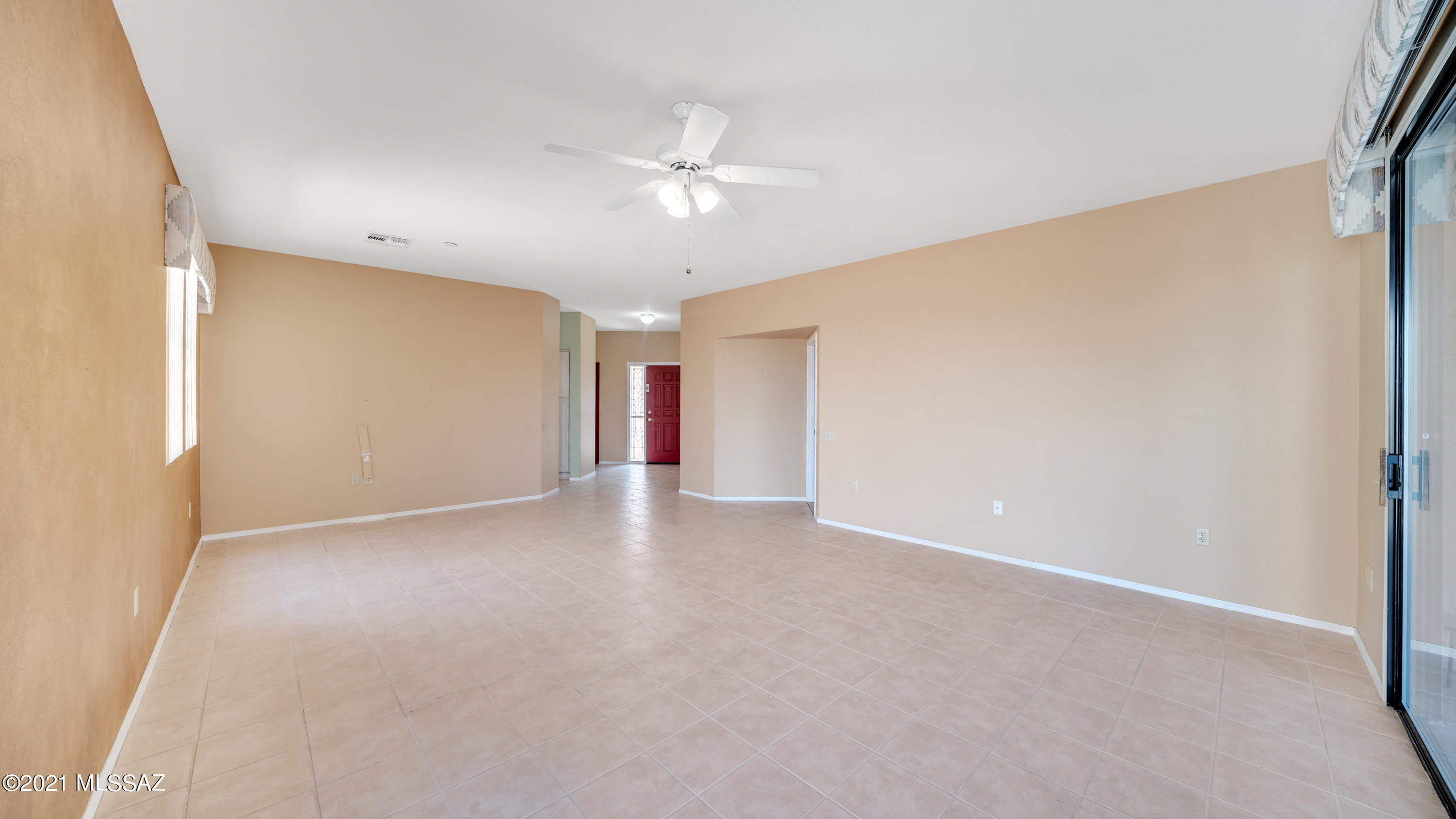 668 W Union Bell Drive