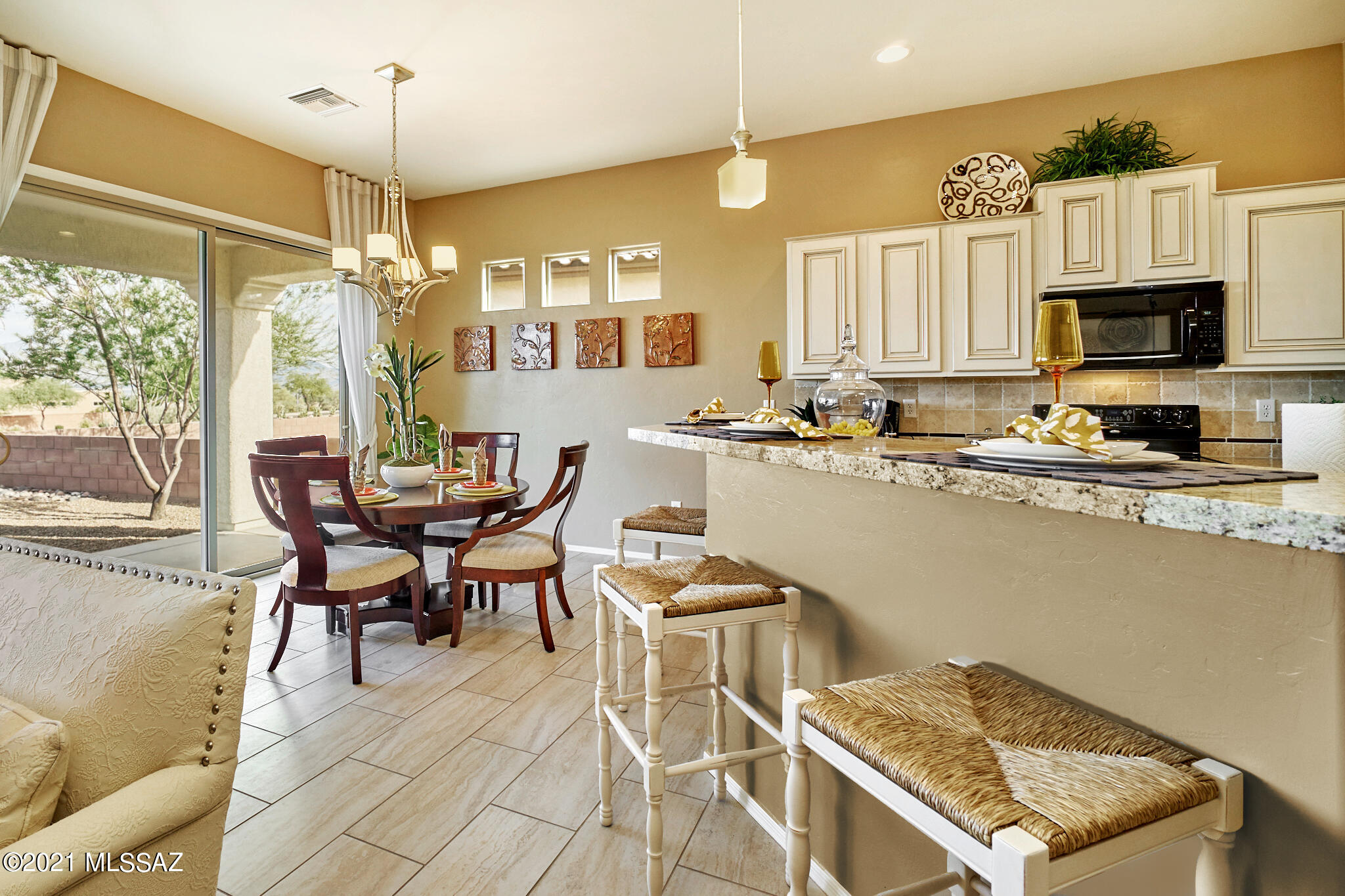 690 N Observation Trail