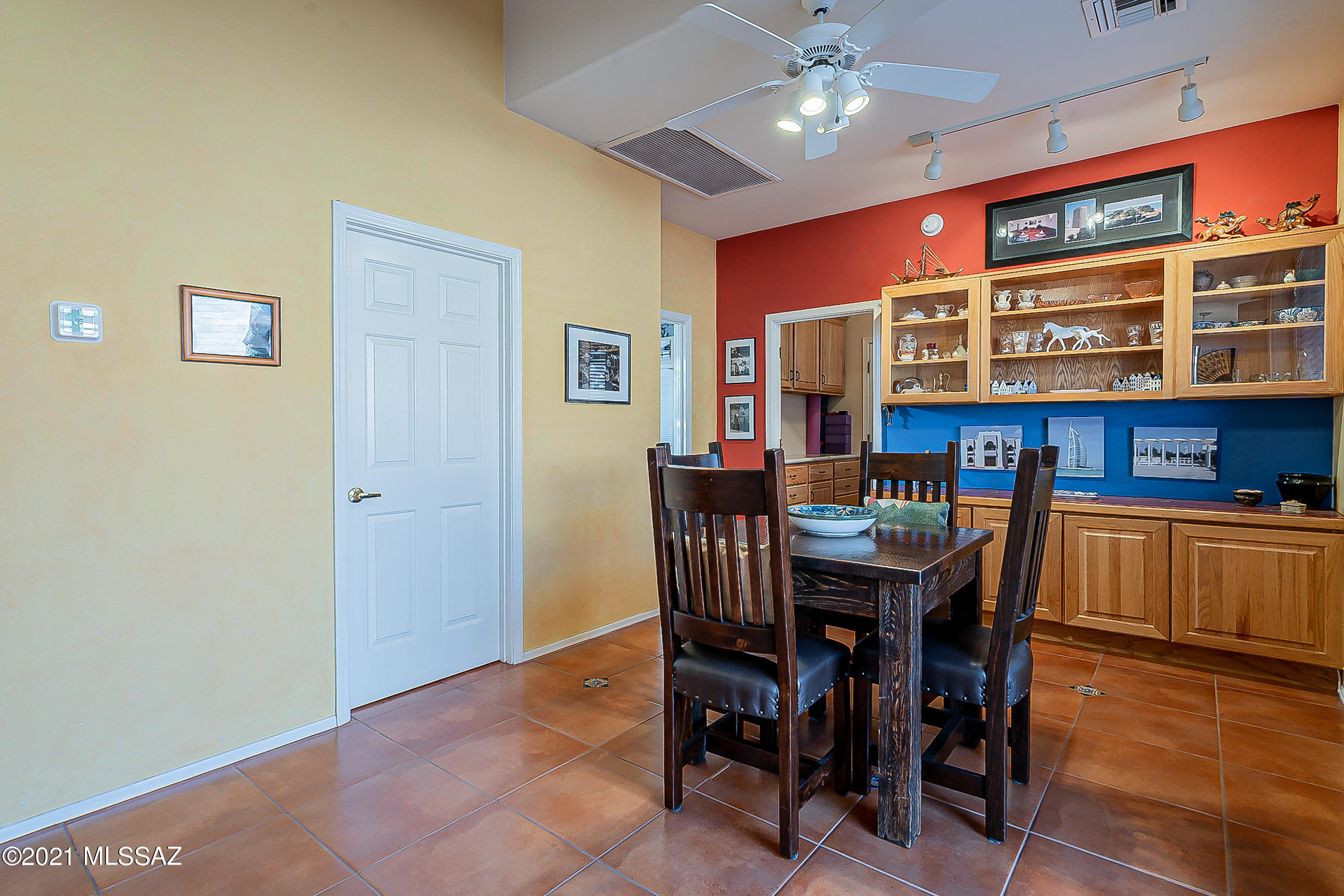 1981 W Mintbush Drive