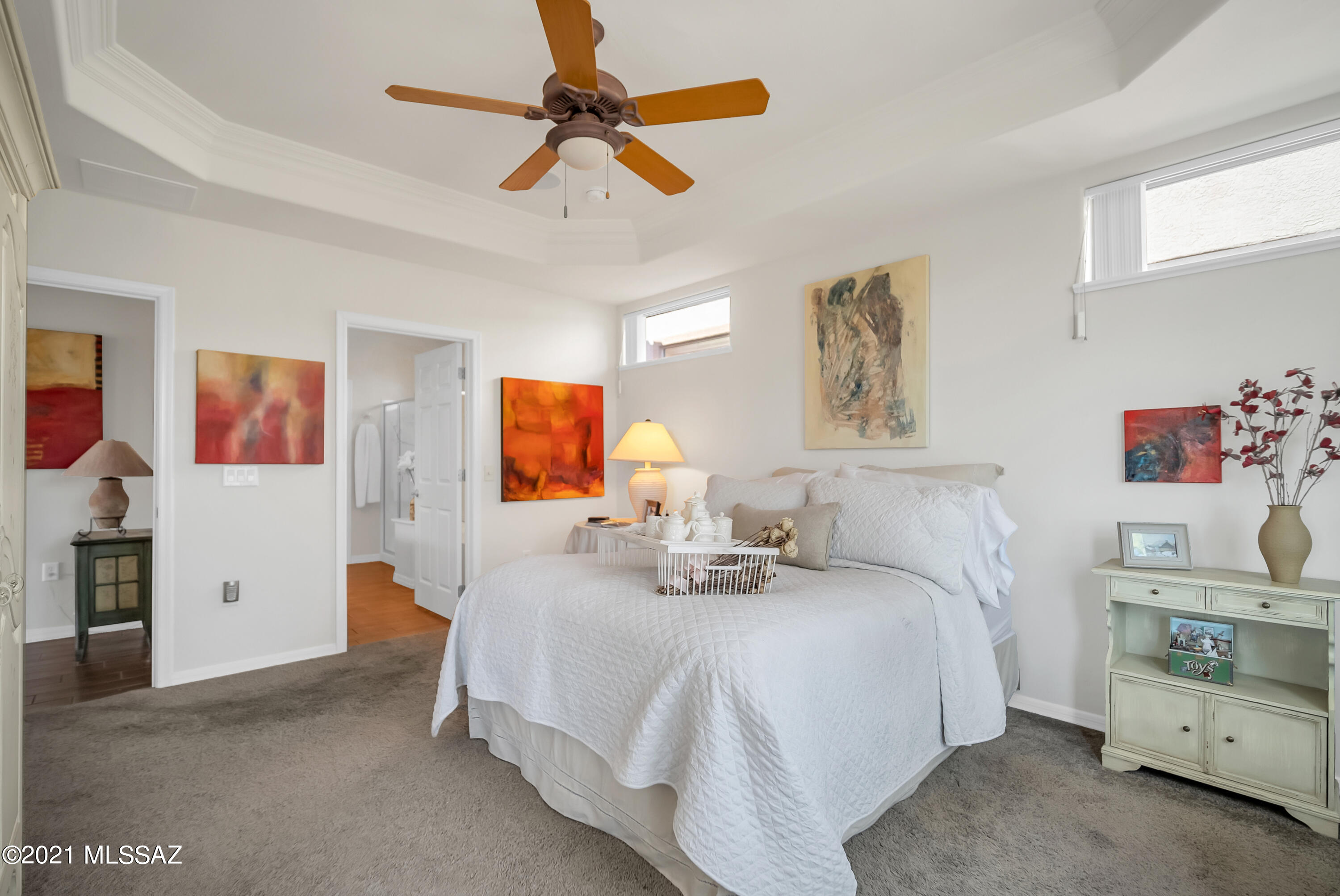 526 W Shadow Wood Street