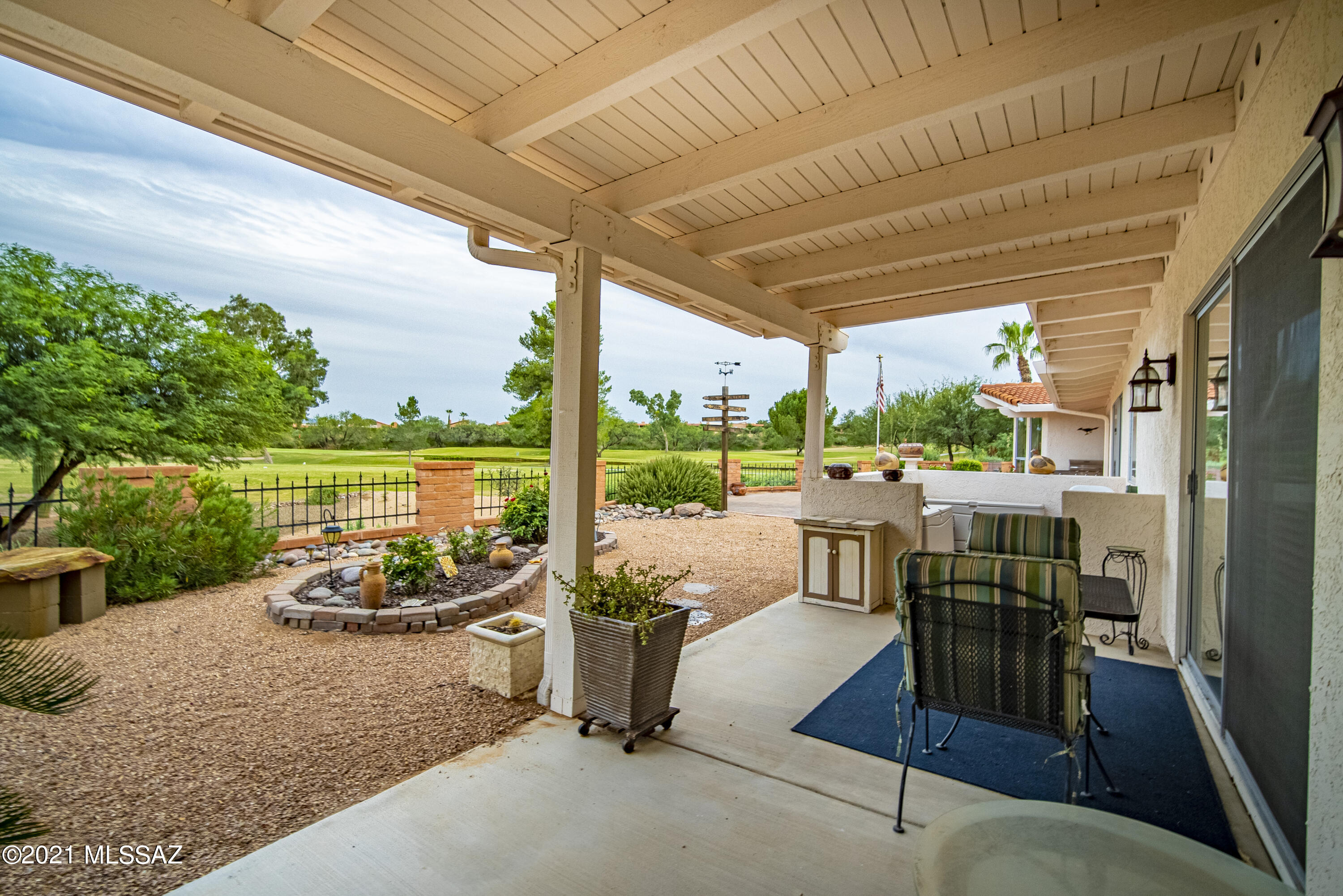 741 W Placita De La Cotonia