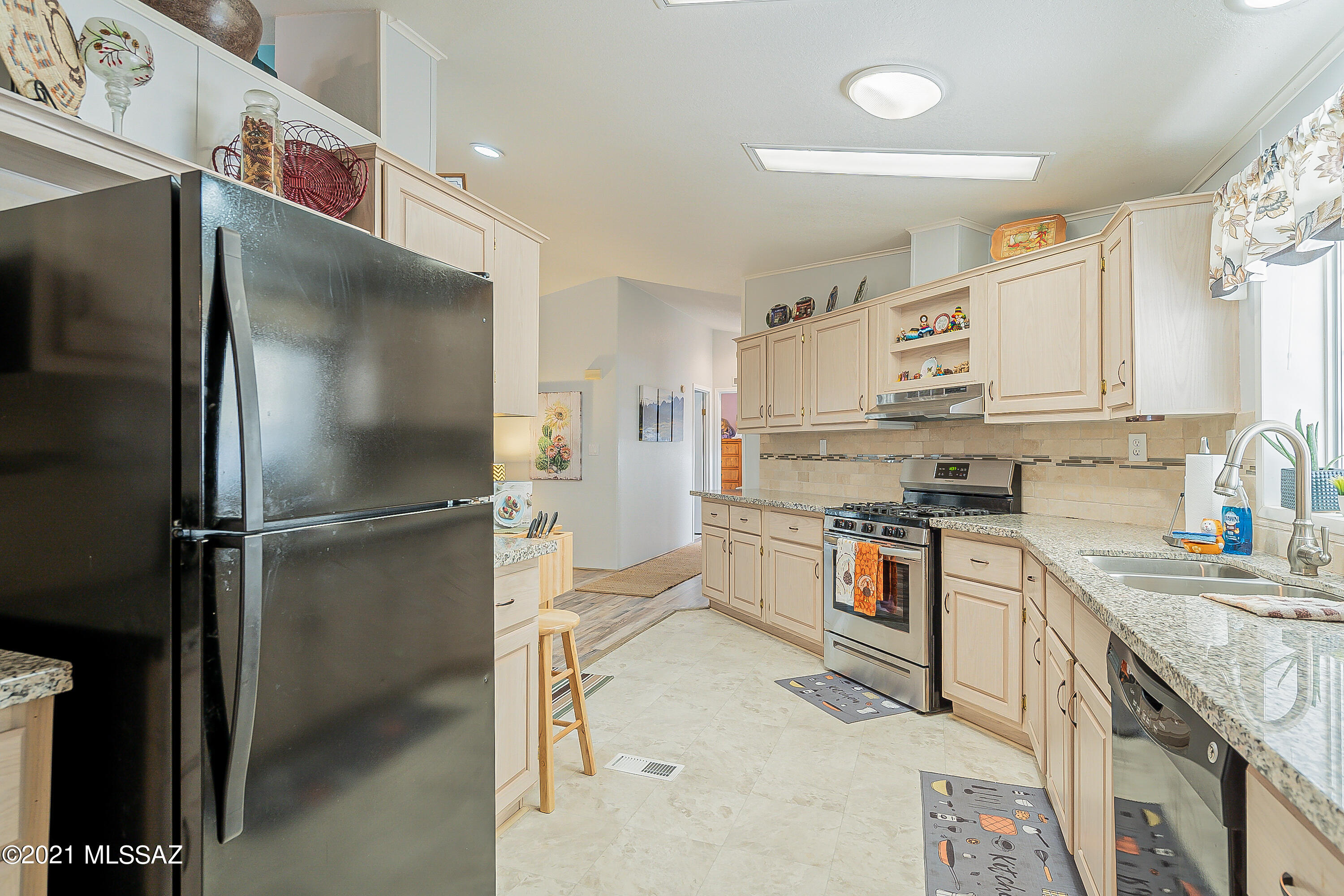 6163 S Foxhunt Drive