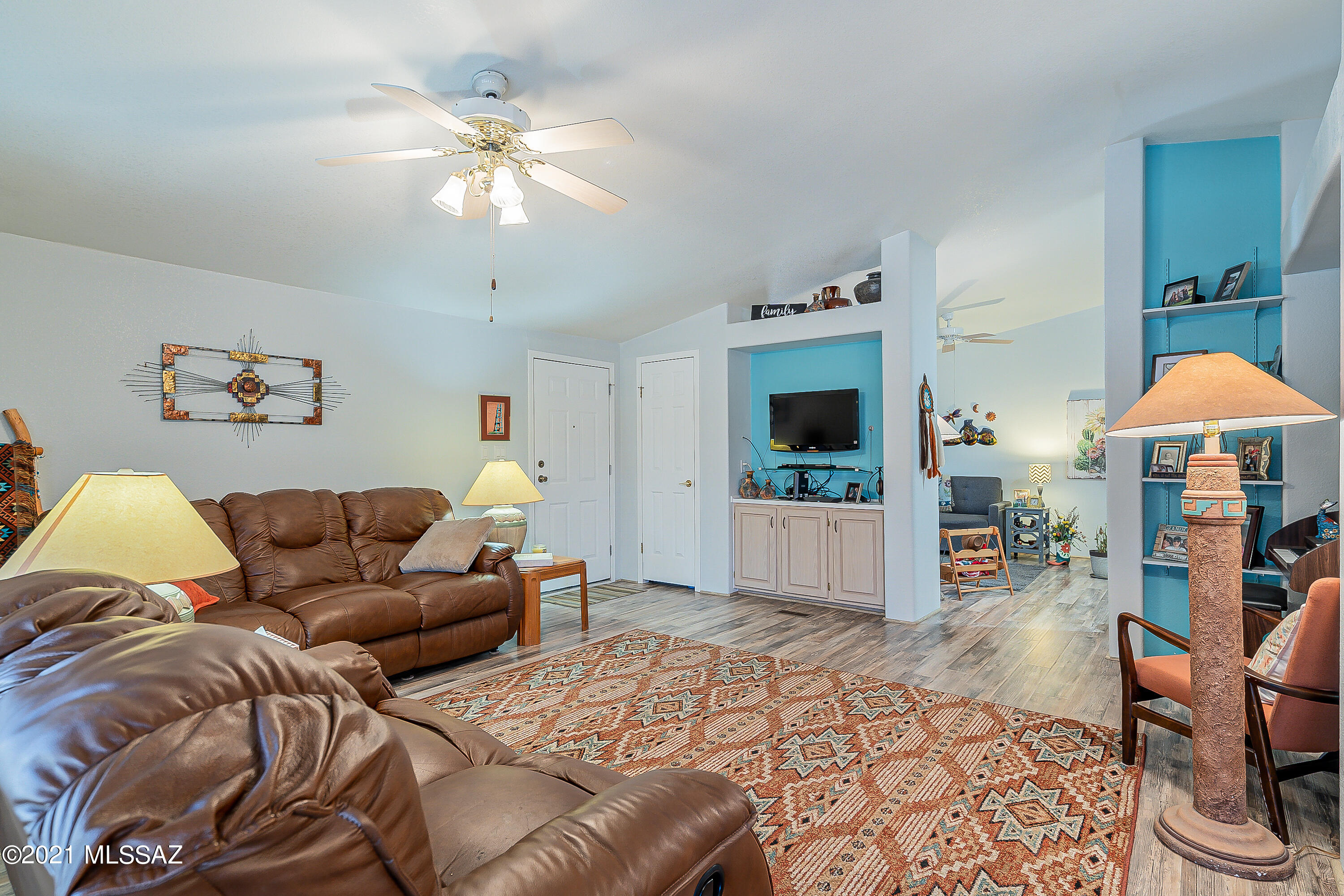 6163 S Foxhunt Drive