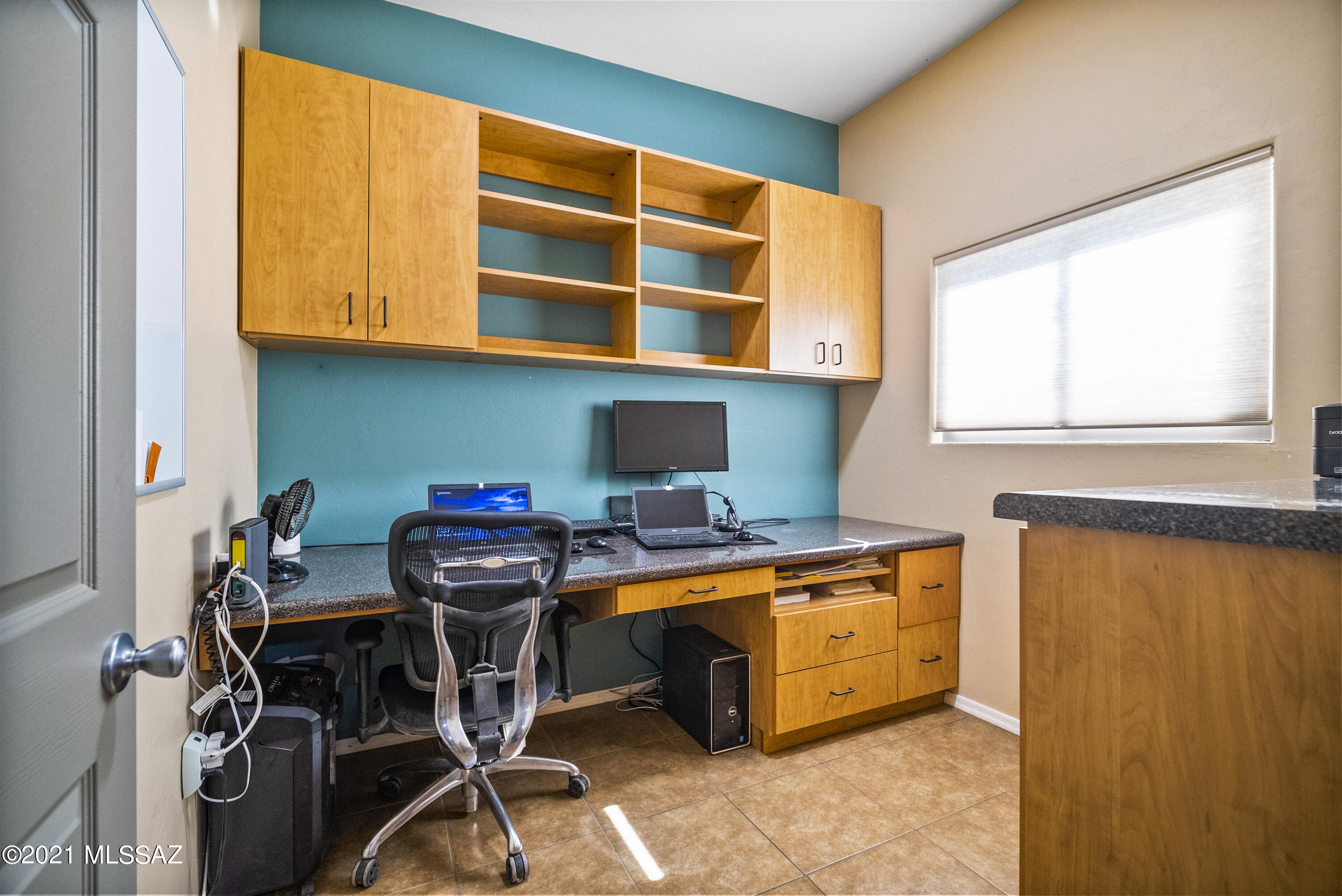 1158 W Camino Monte Cristo