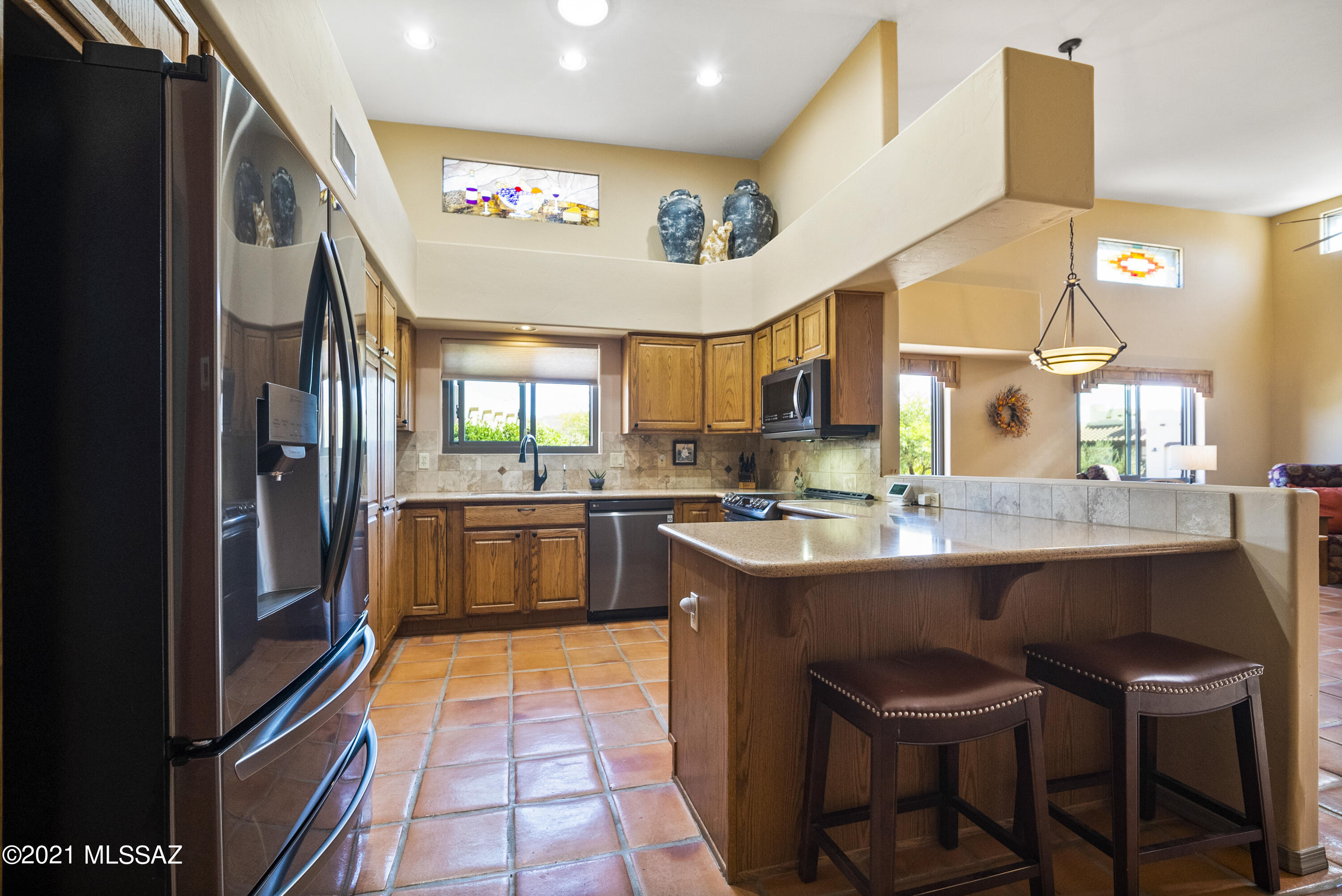 1158 W Camino Monte Cristo