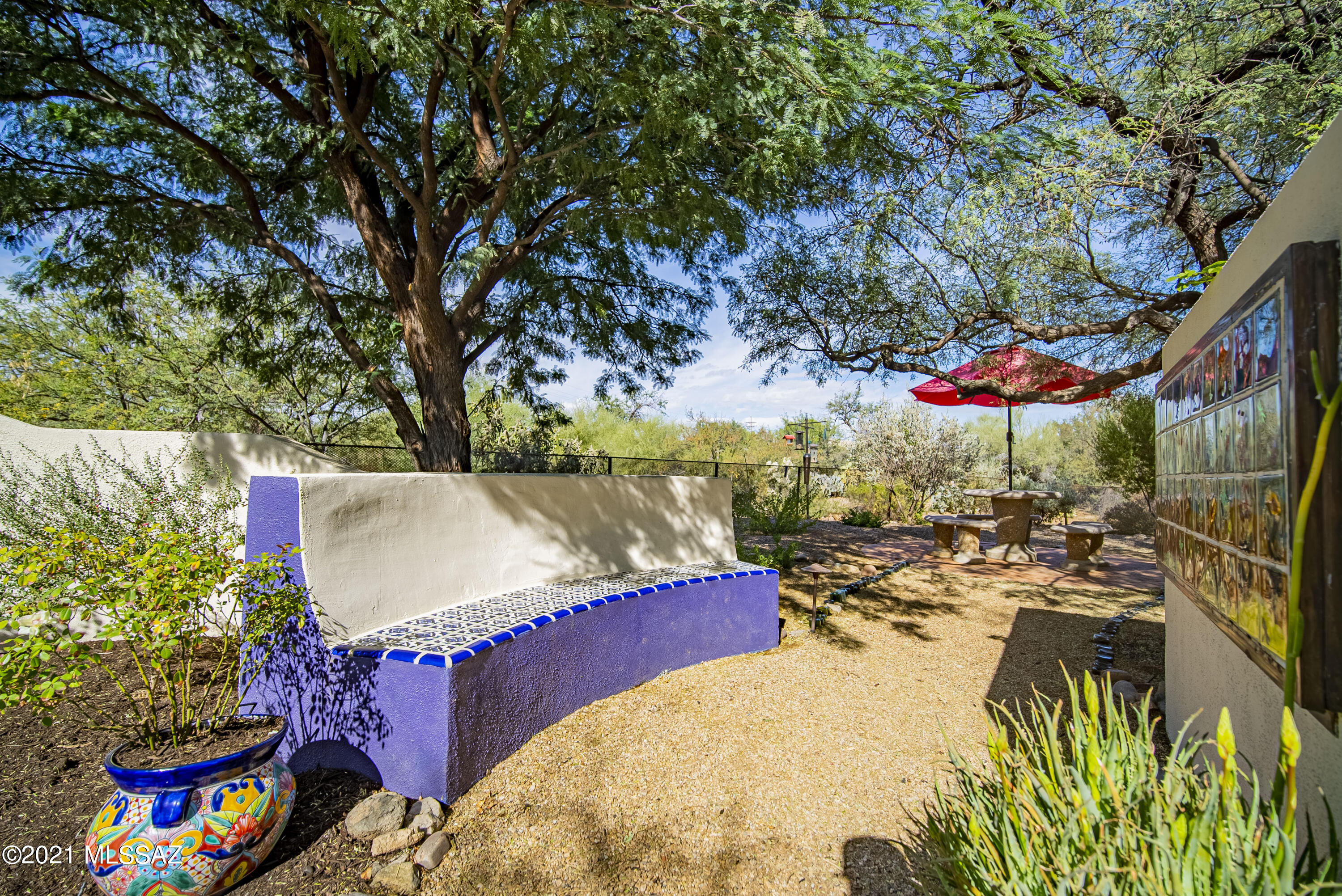 1158 W Camino Monte Cristo