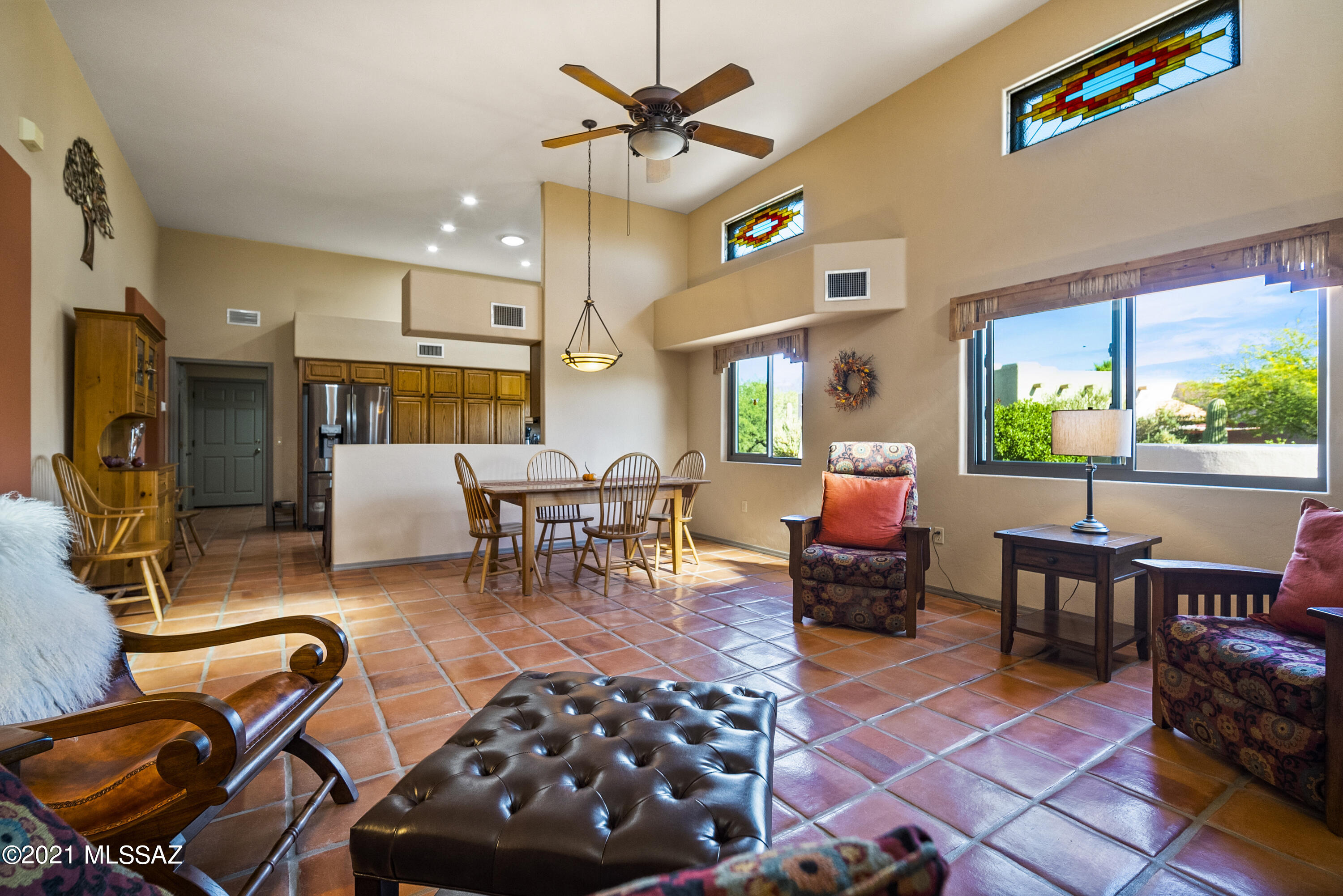 1158 W Camino Monte Cristo