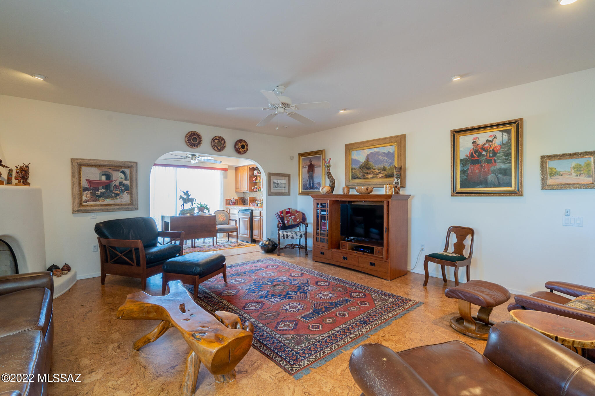 1240 W Camino Urbano