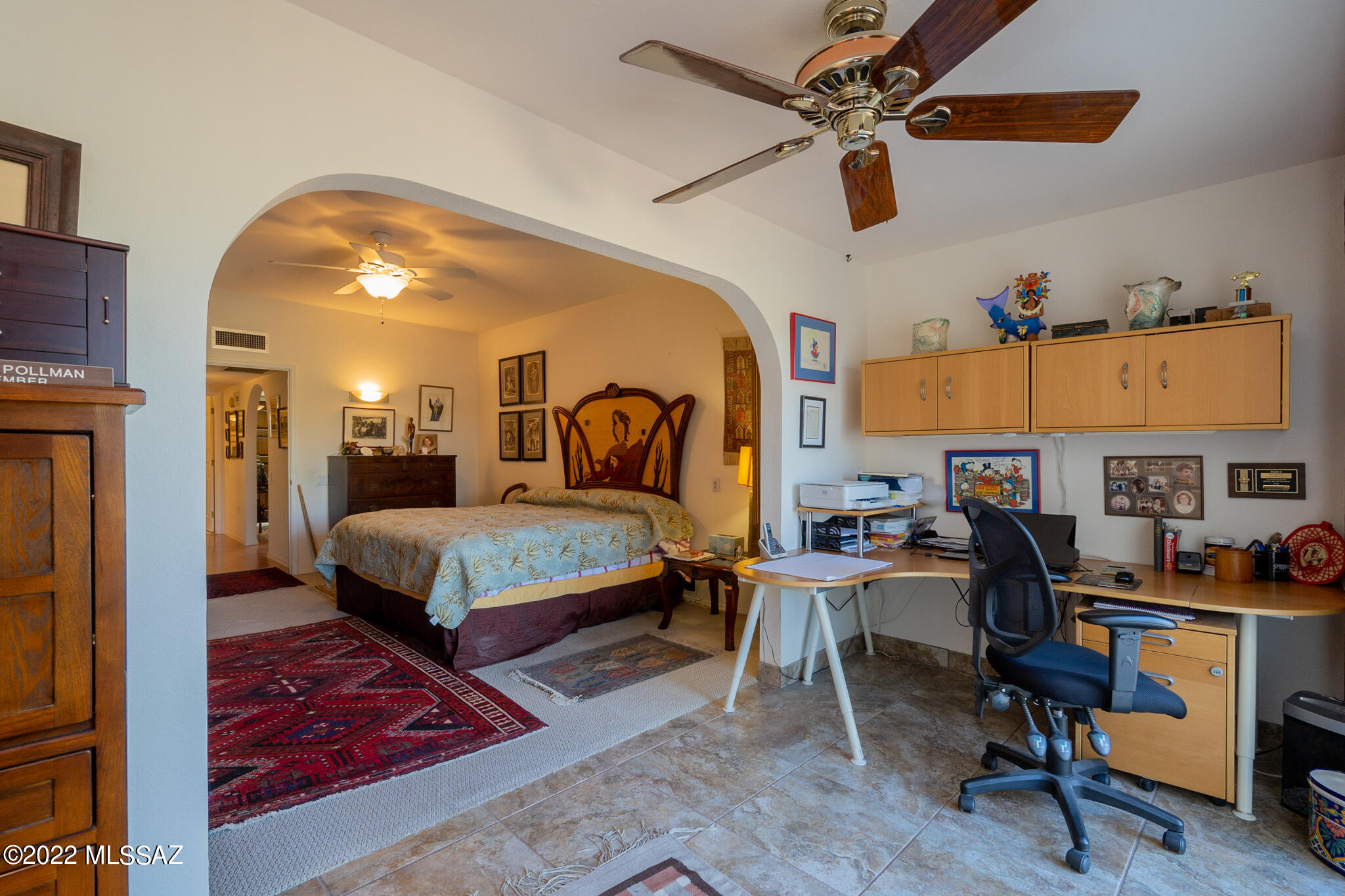 1240 W Camino Urbano