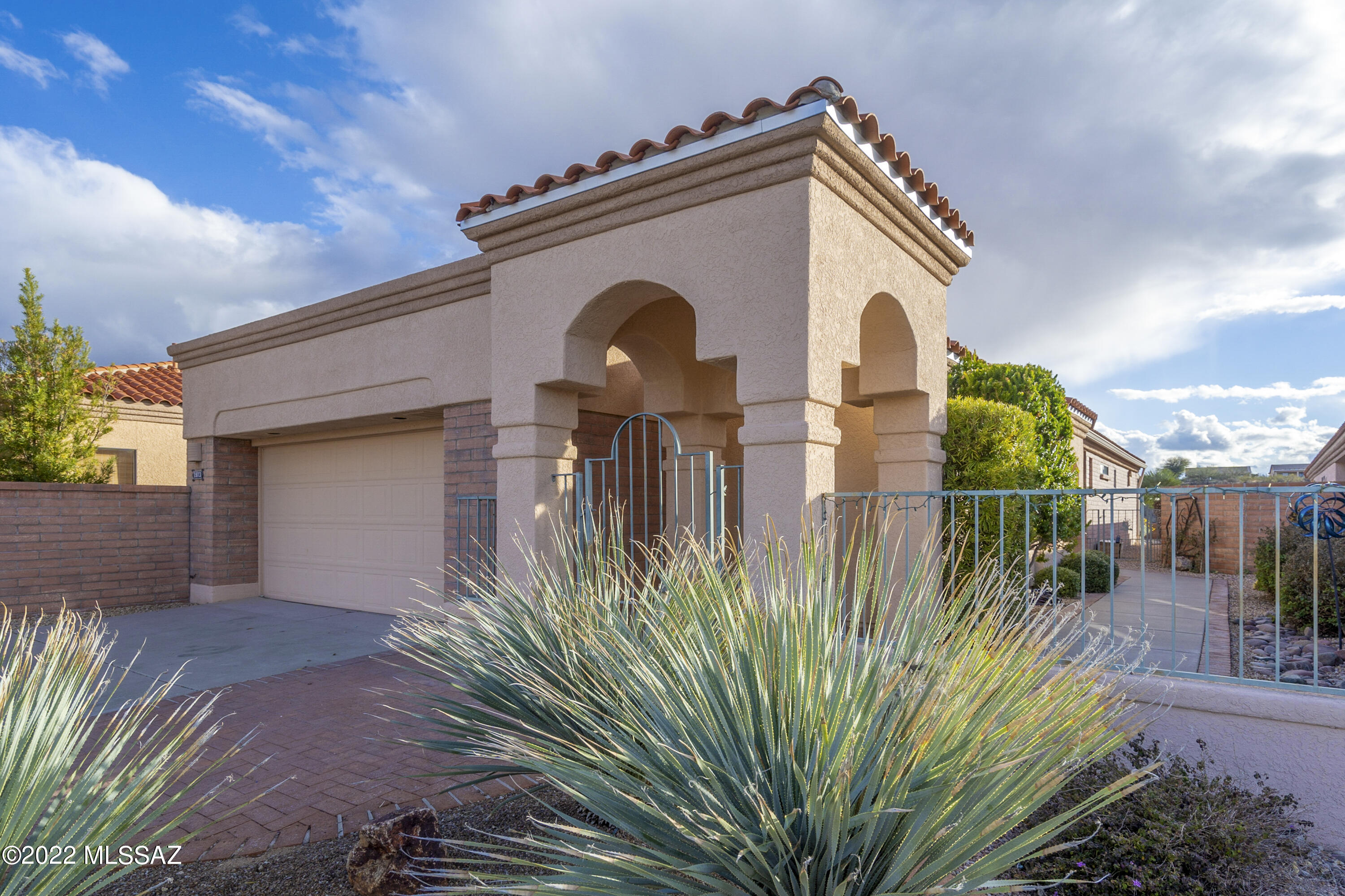 1973 W Mintbush Drive