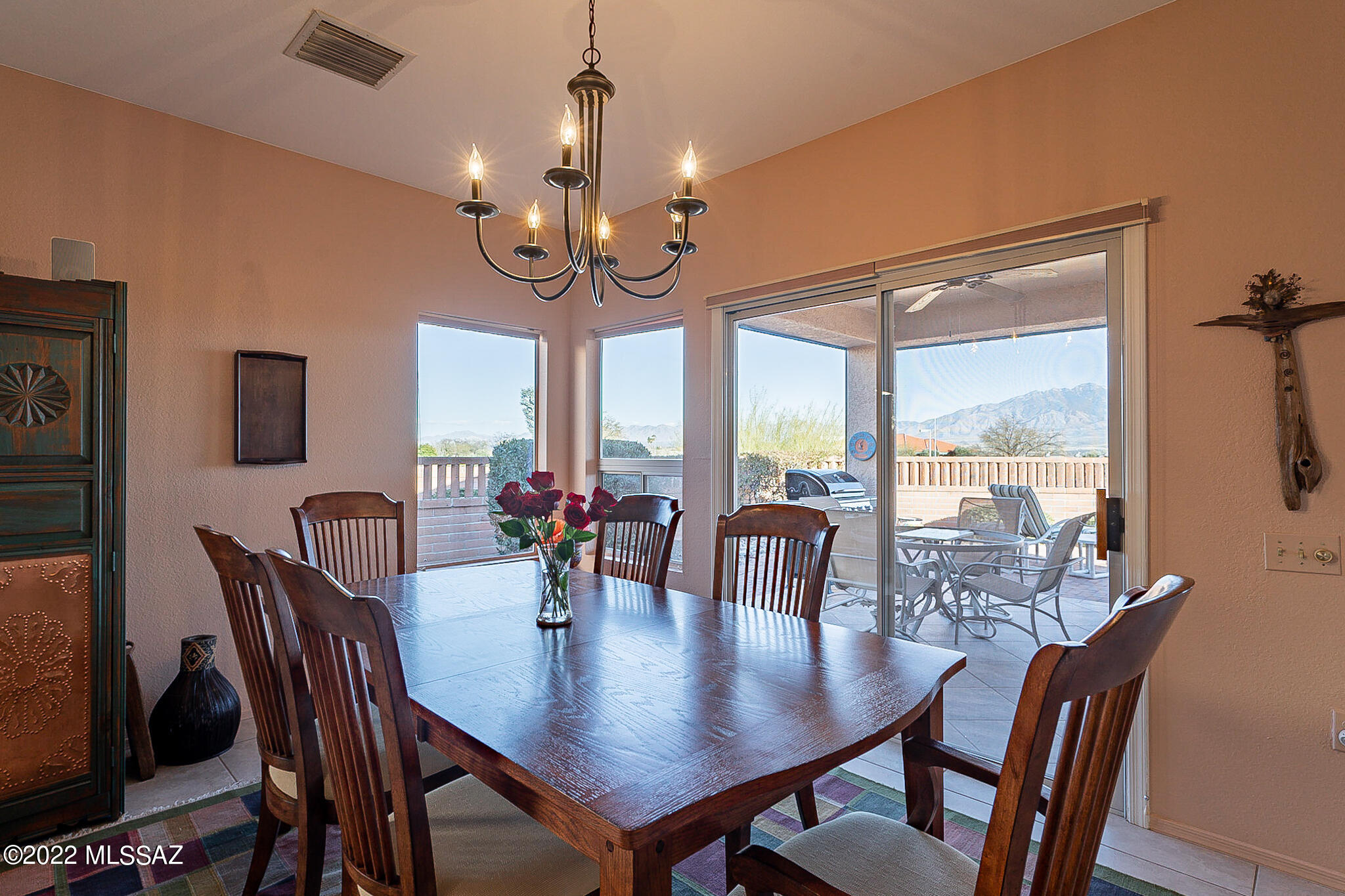 1817 W Placita De Diciembre