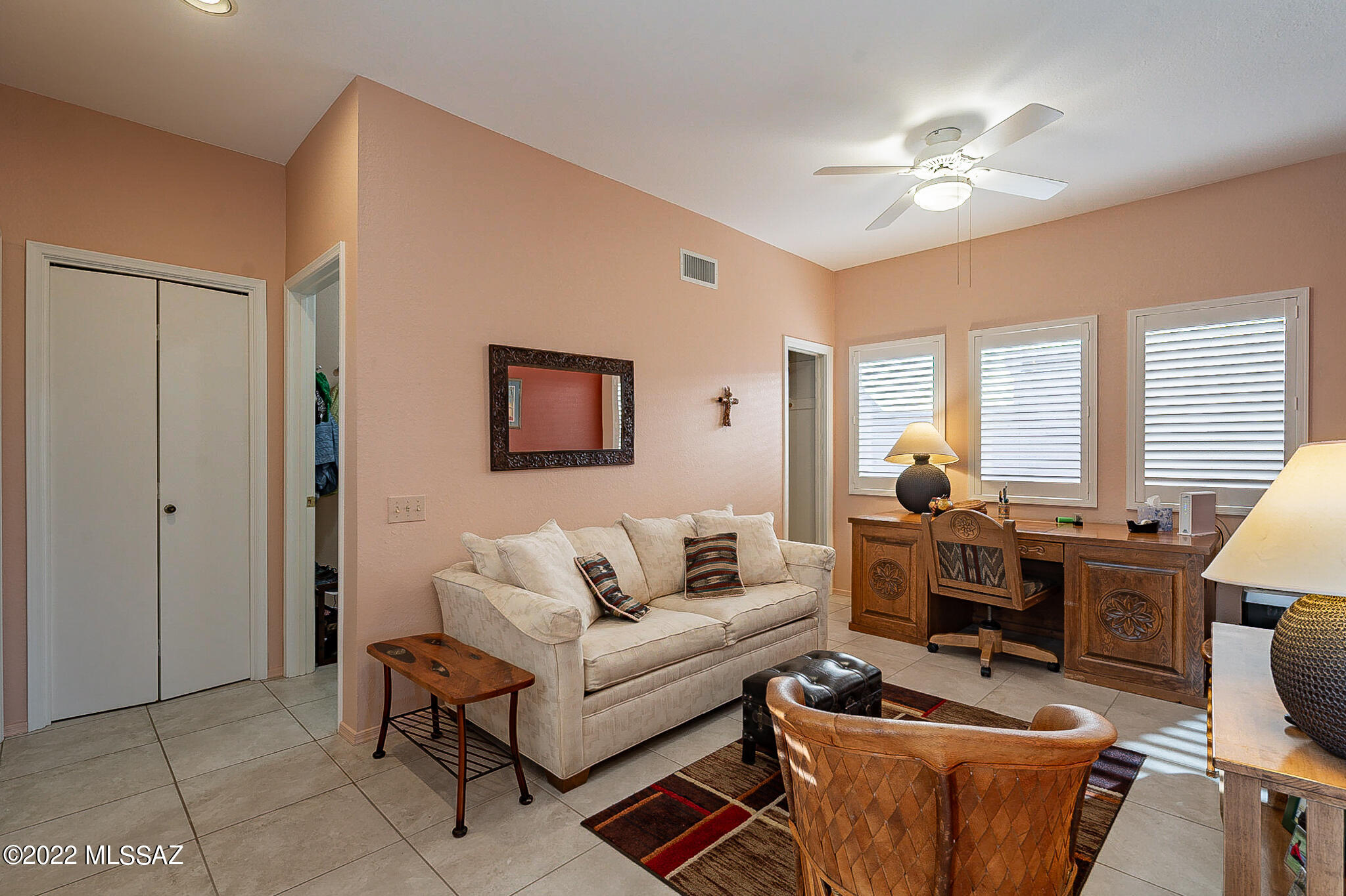 1817 W Placita De Diciembre