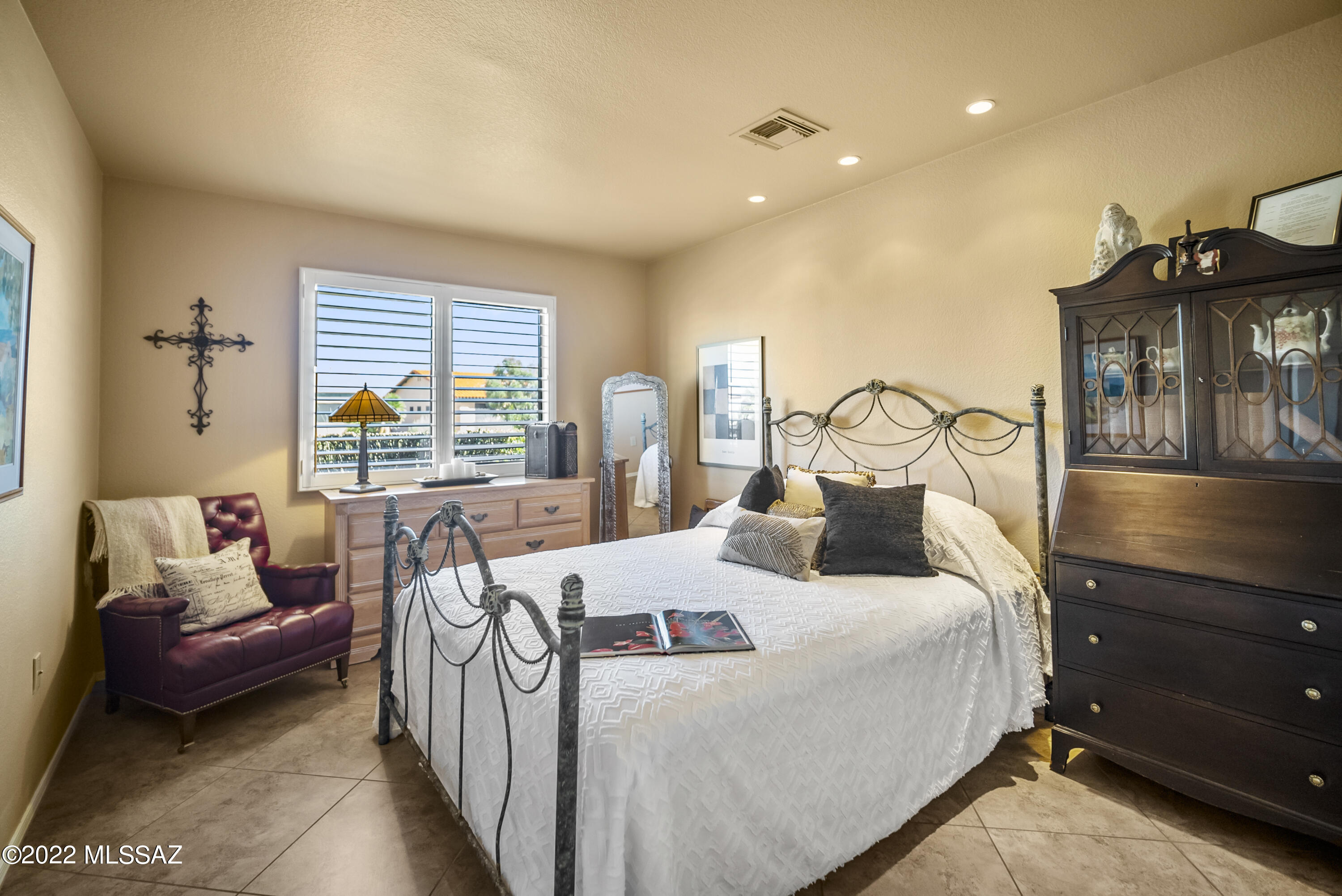 4868 S Desert Sunset Drive