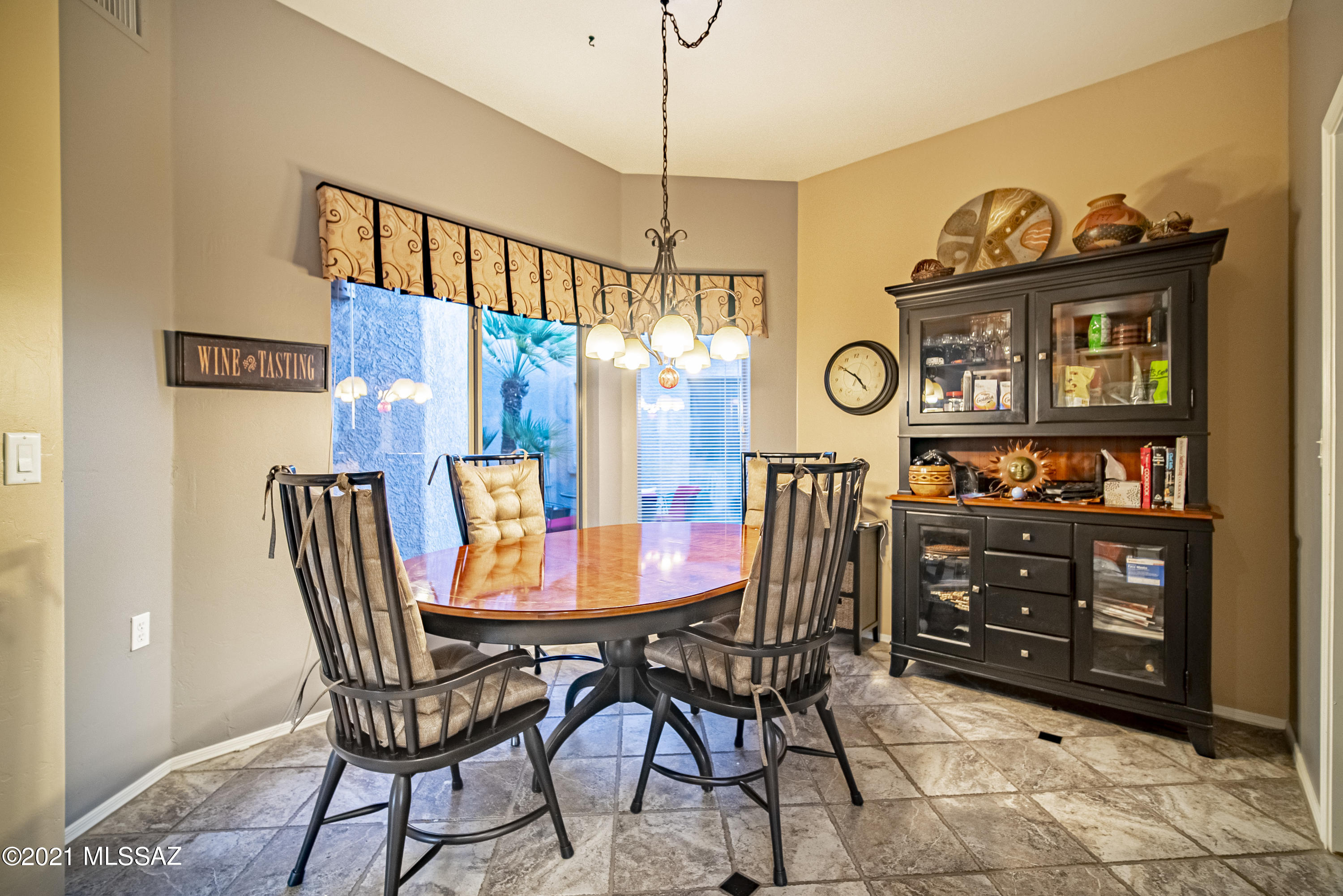 2528 S Pecan Valley Place