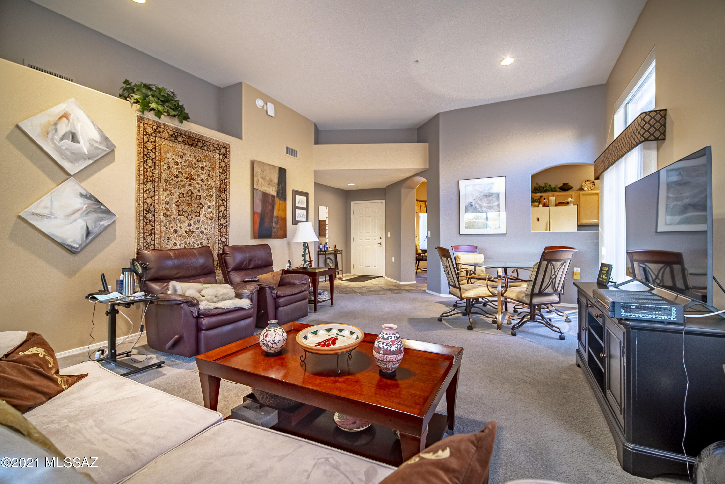 2528 S Pecan Valley Place
