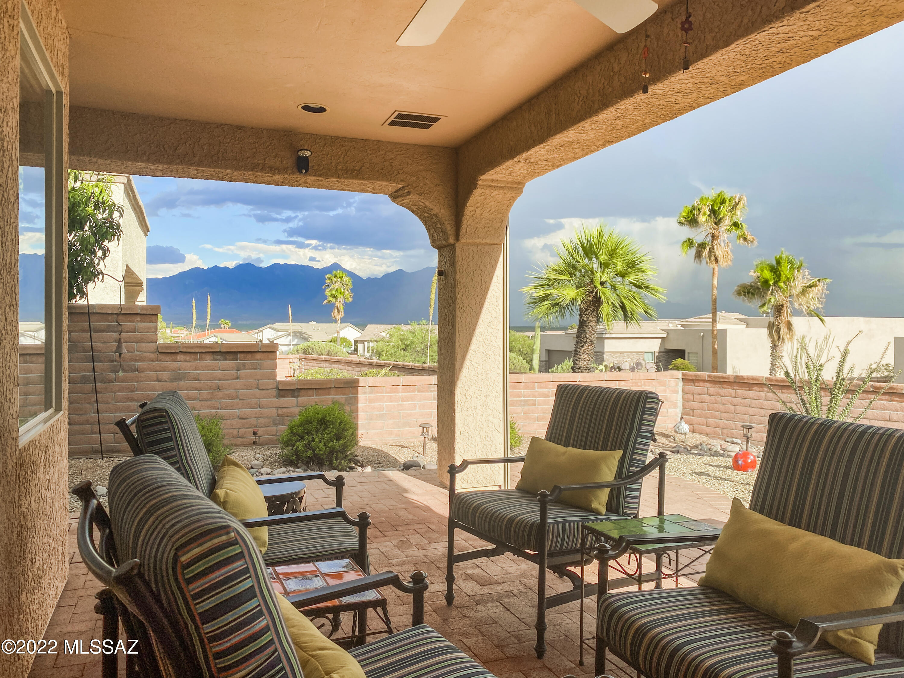 1957 W Mintbush Drive