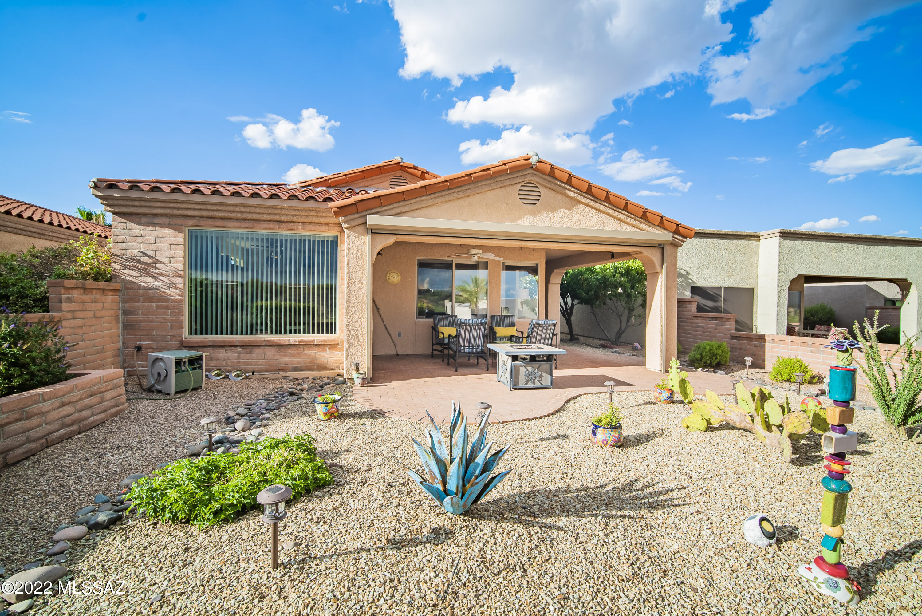 1957 W Mintbush Drive