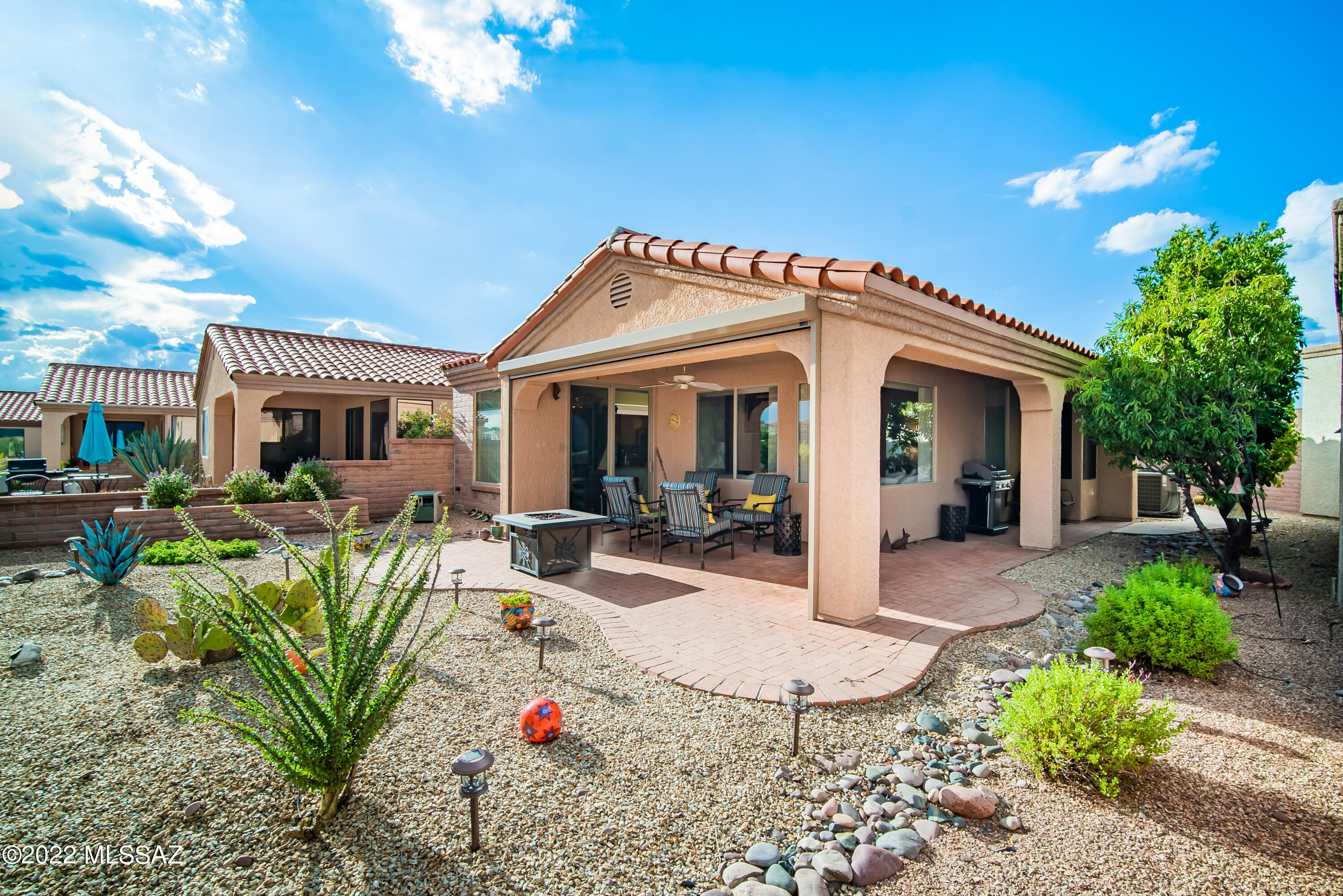 1957 W Mintbush Drive