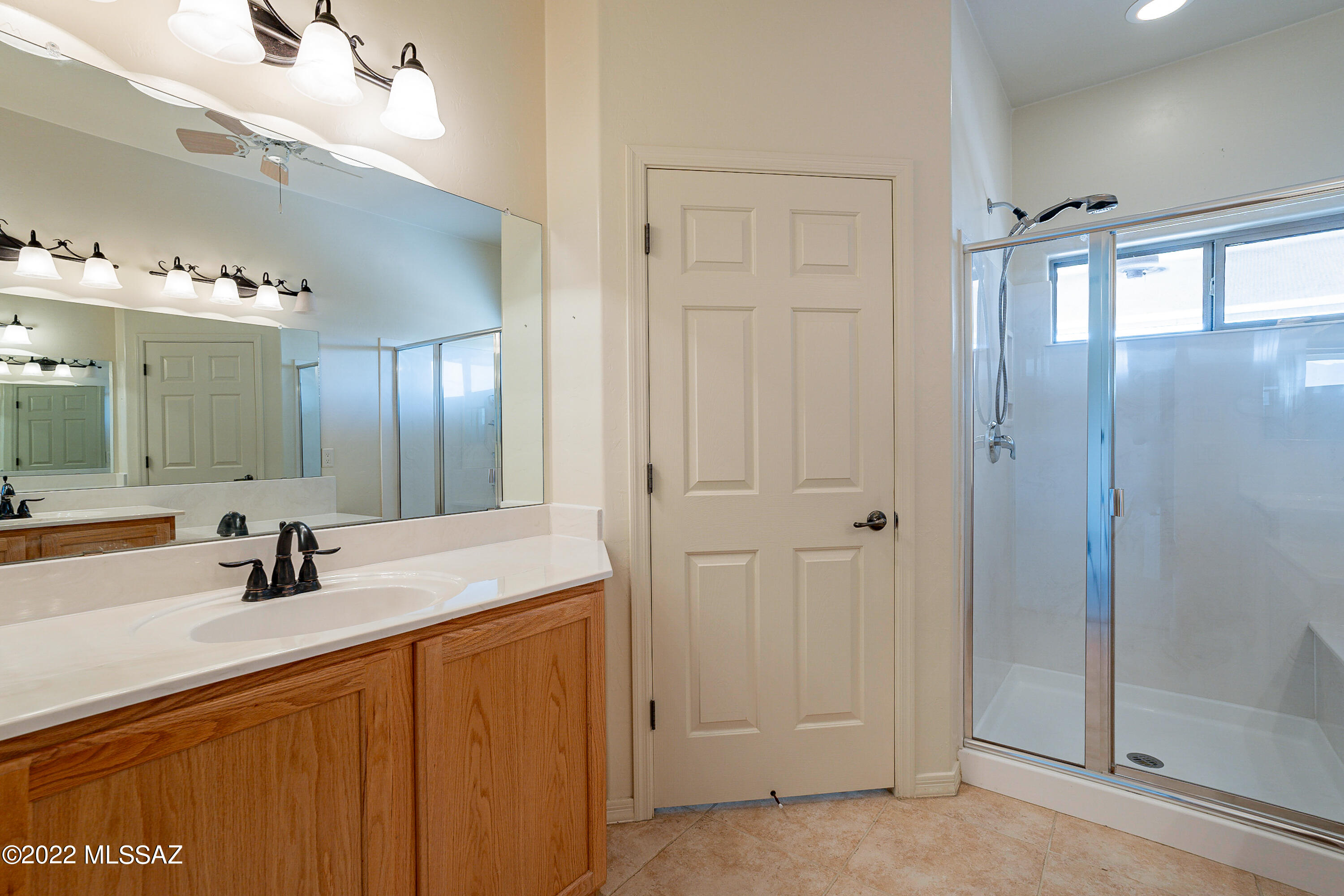 2201 S Pecan Vista Drive