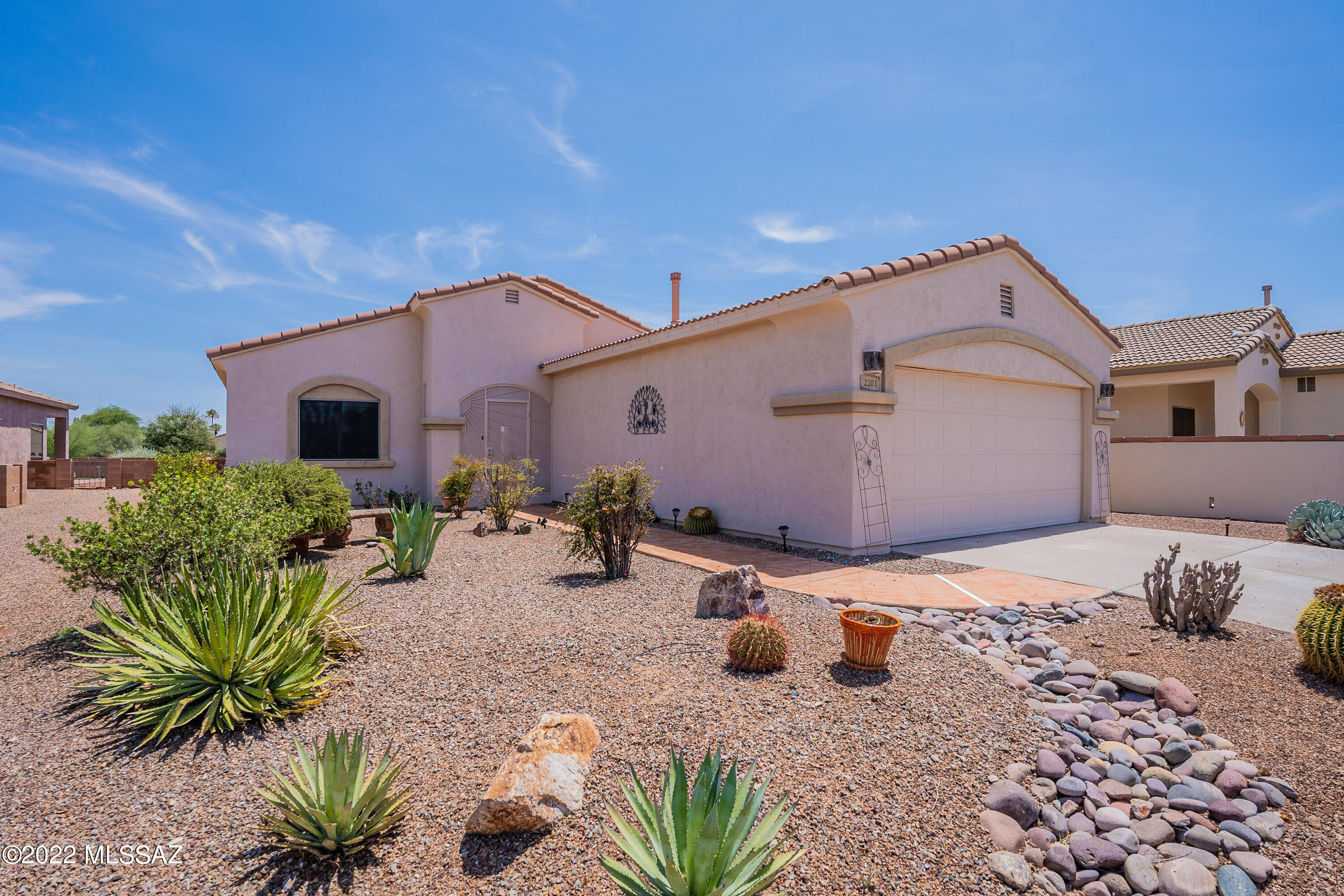 2201 S Pecan Vista Drive