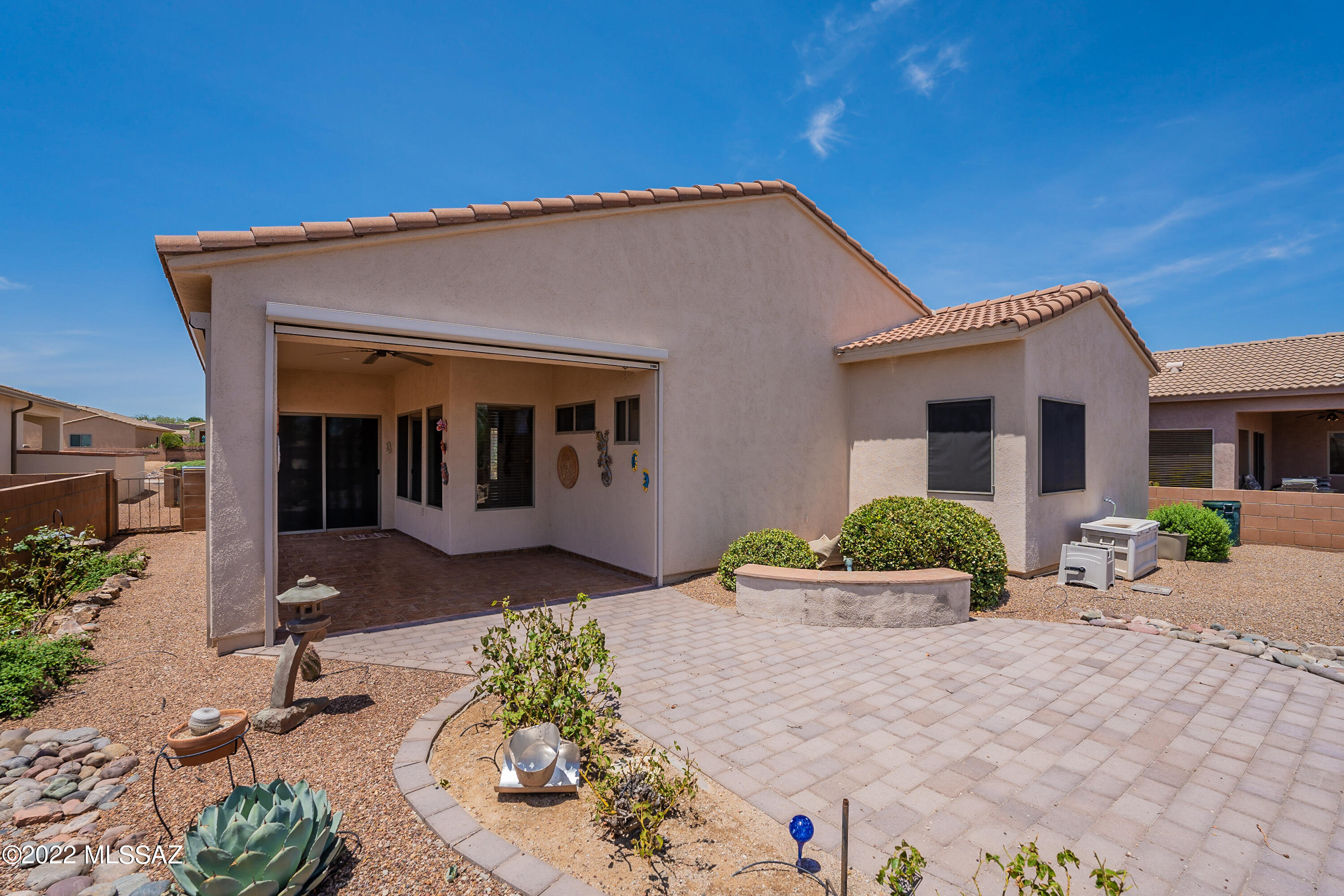 2201 S Pecan Vista Drive