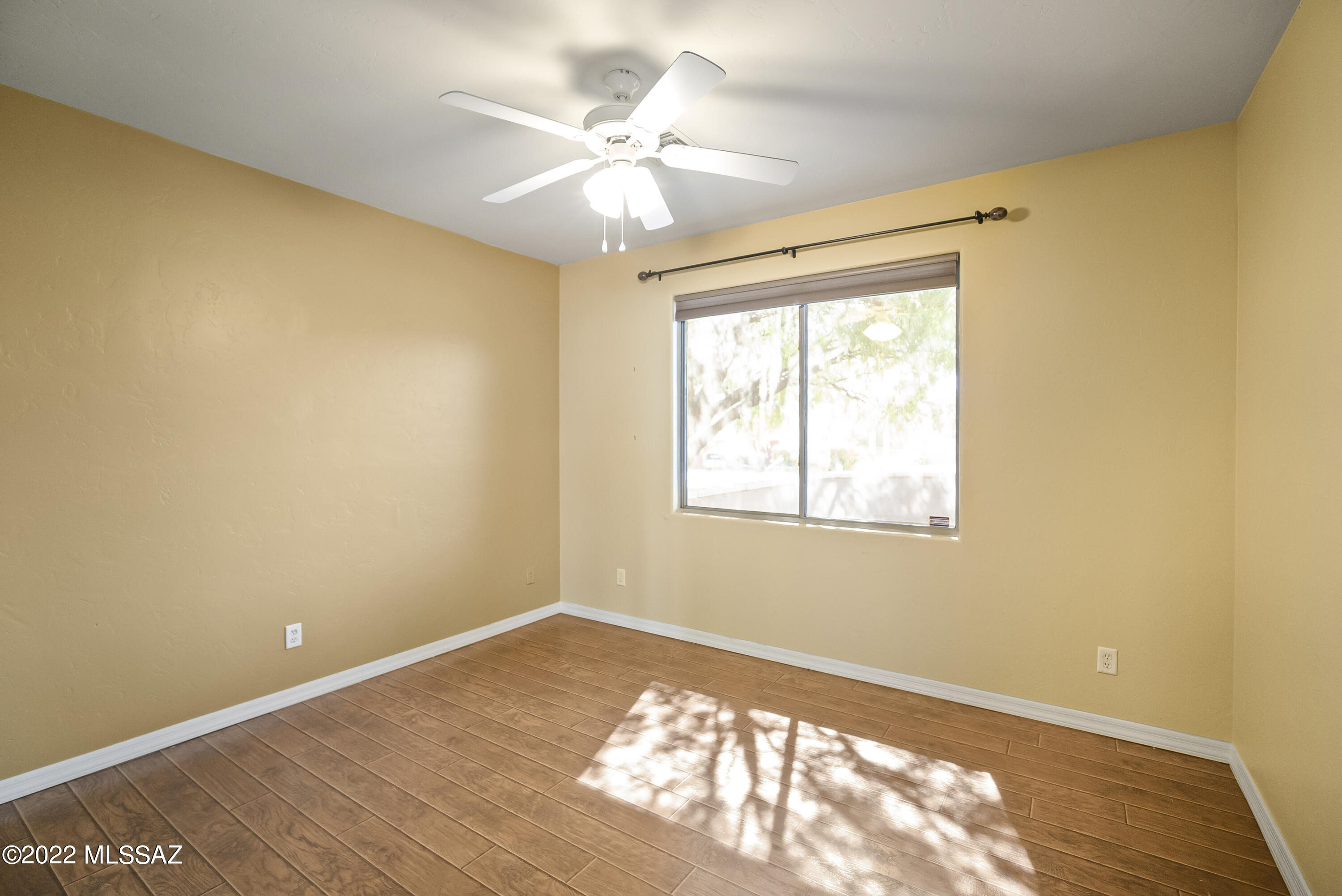 1448 W Calle Del Mito