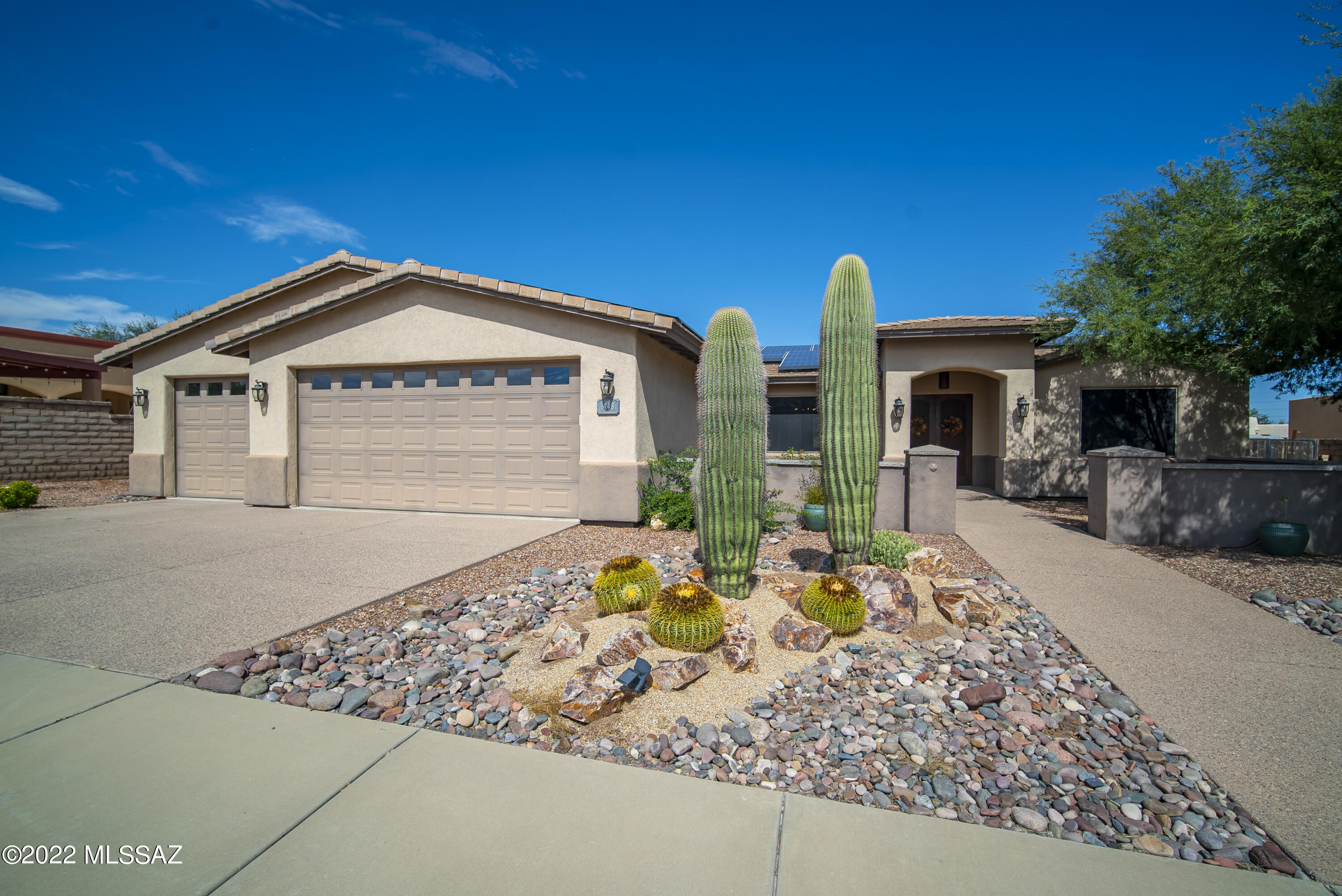 1448 W Calle Del Mito