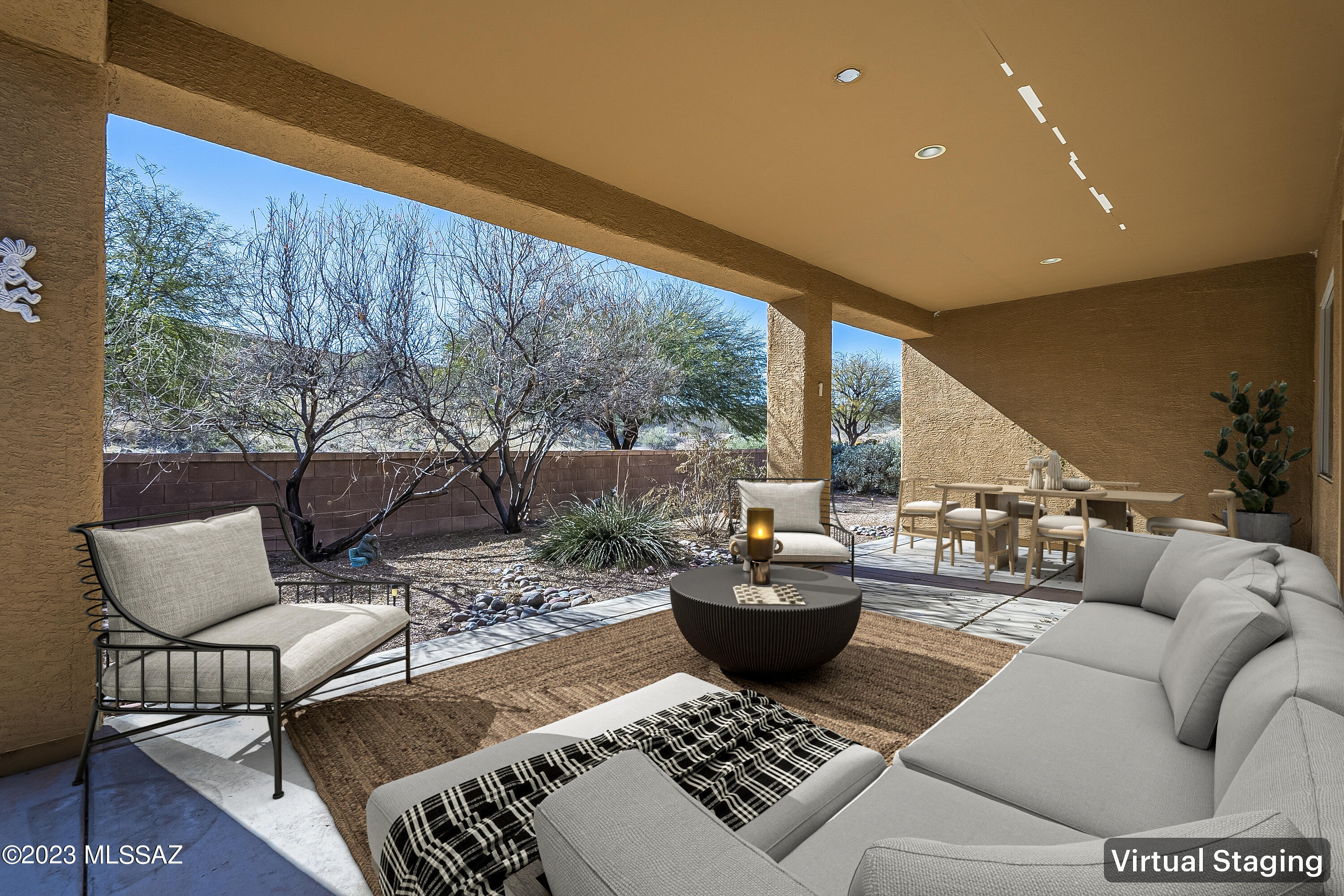 2057 W Acacia Bluffs Drive