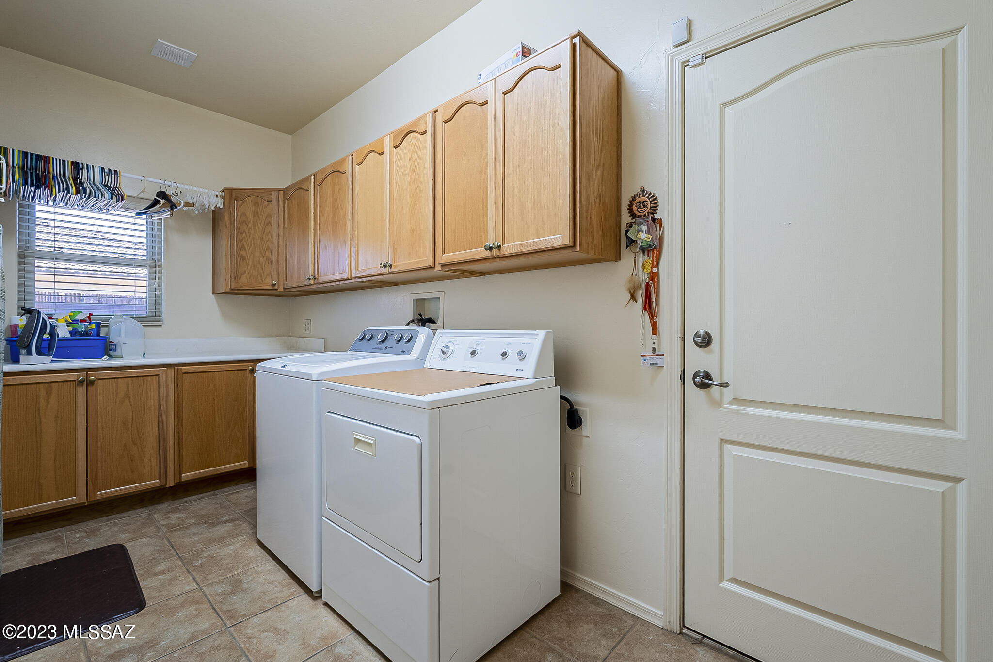 564 W Union Bell Drive