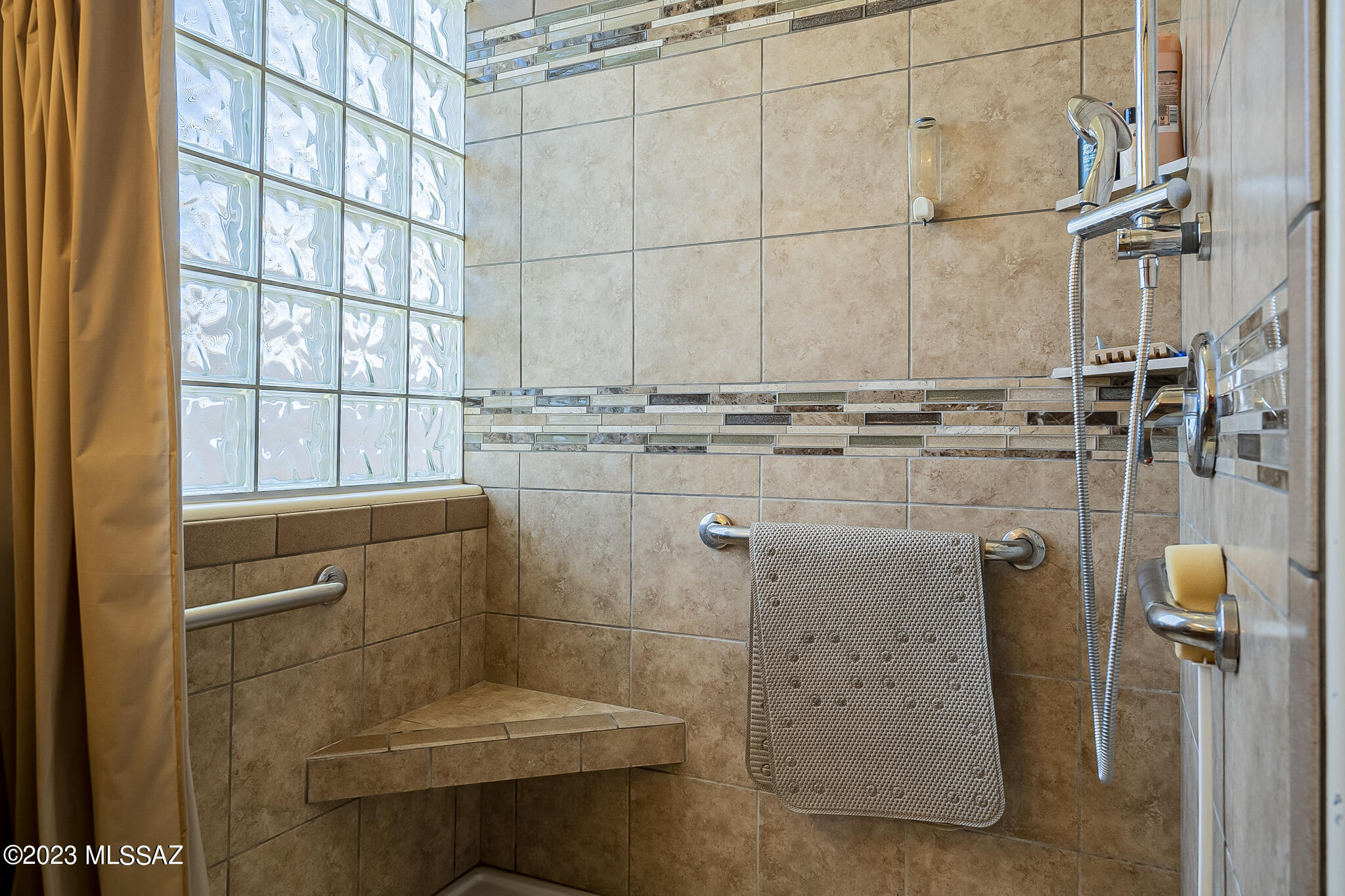 564 W Union Bell Drive