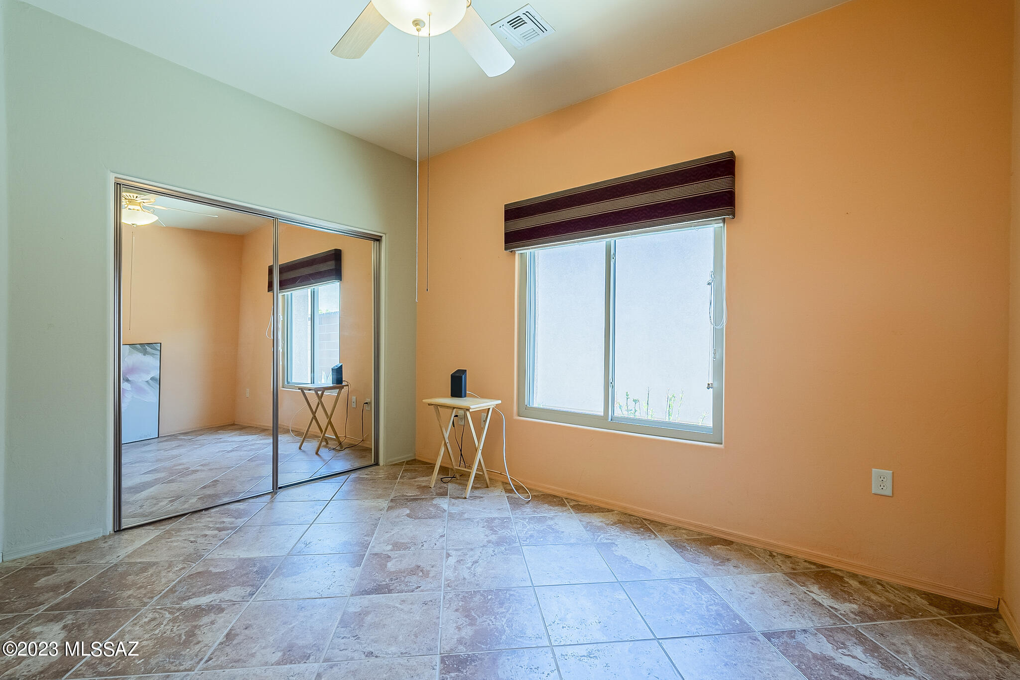 564 W Union Bell Drive