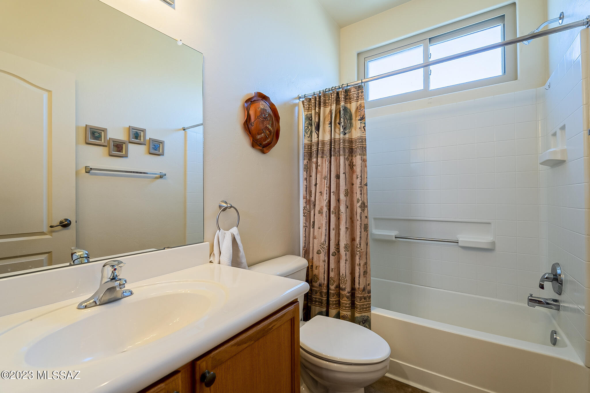 564 W Union Bell Drive