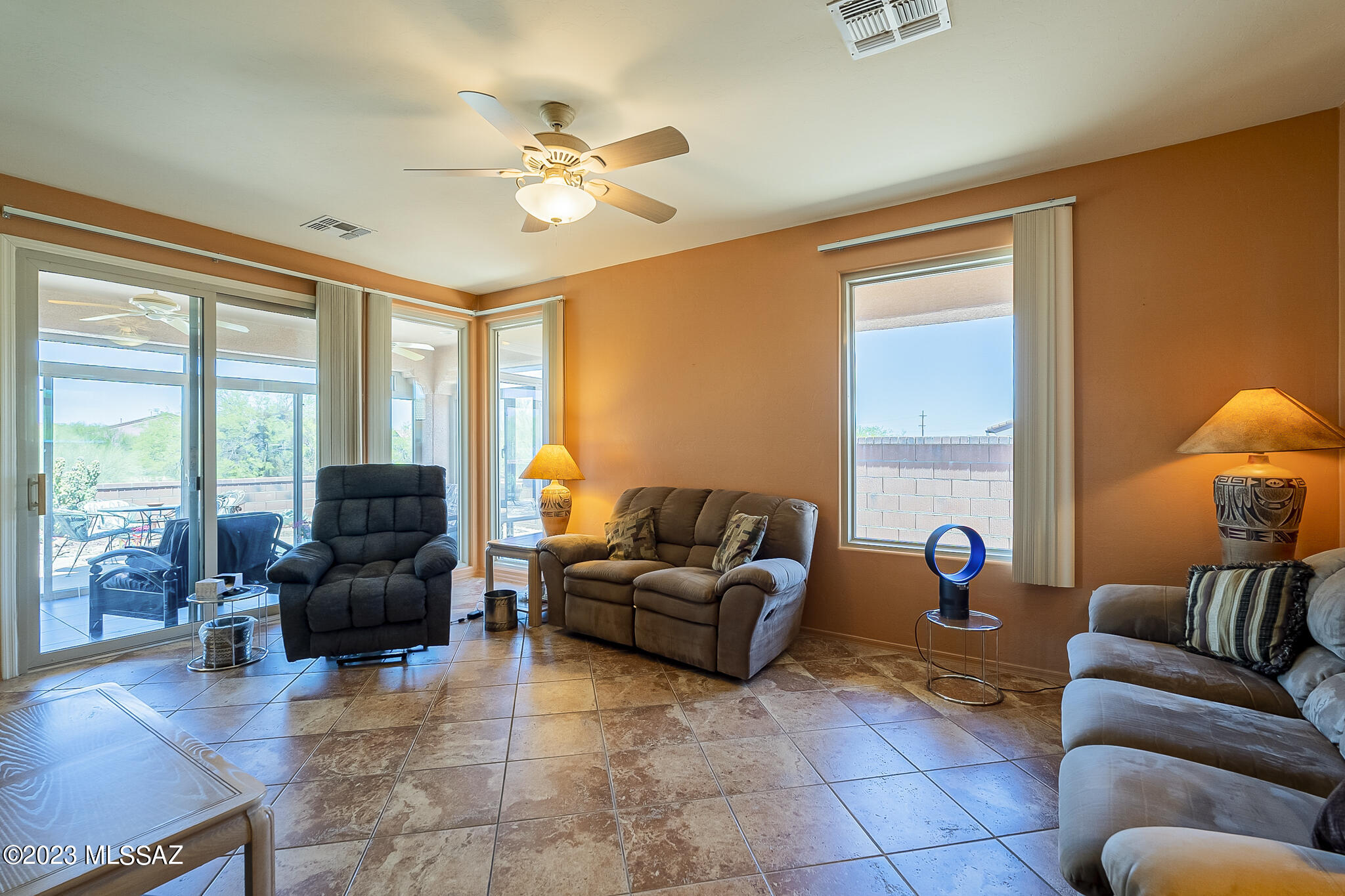 564 W Union Bell Drive