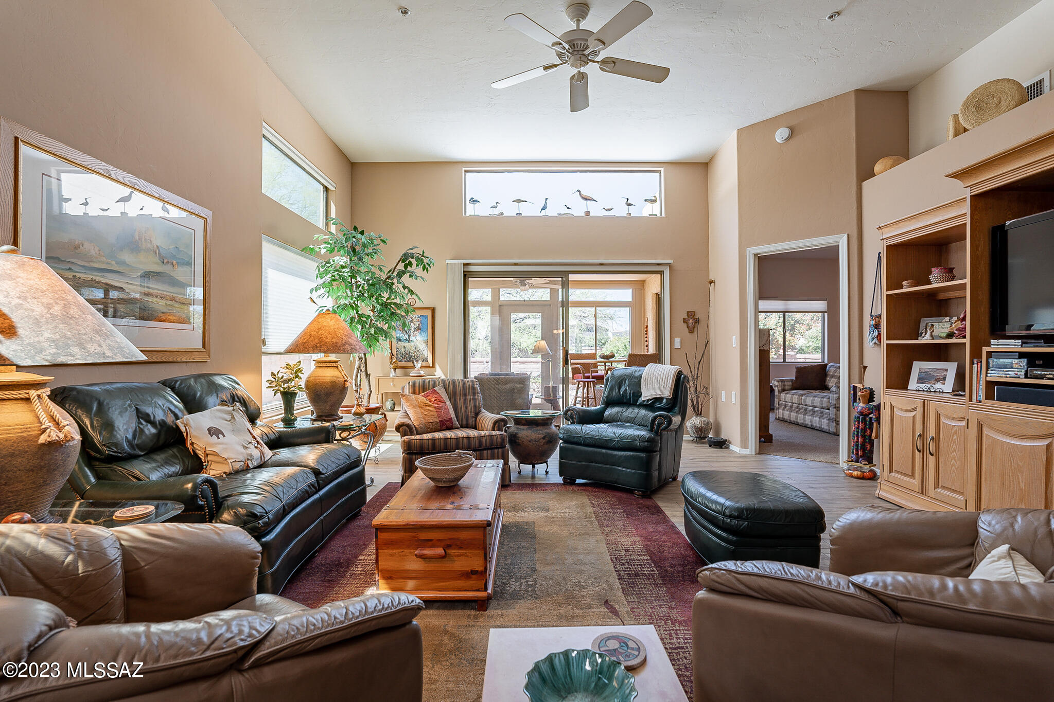 628 W Crenshaw Lane