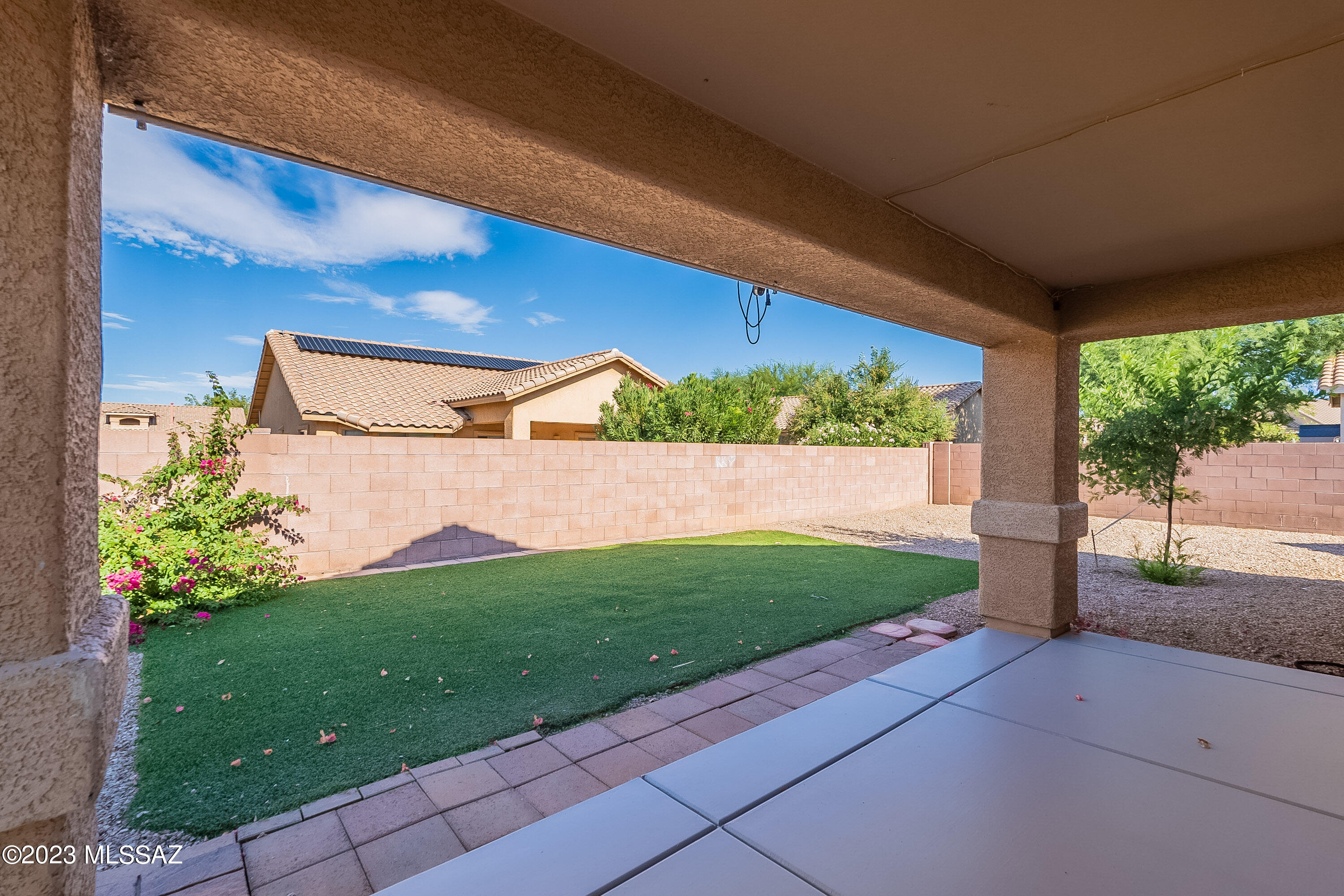 985 E Mowry Wash Lane