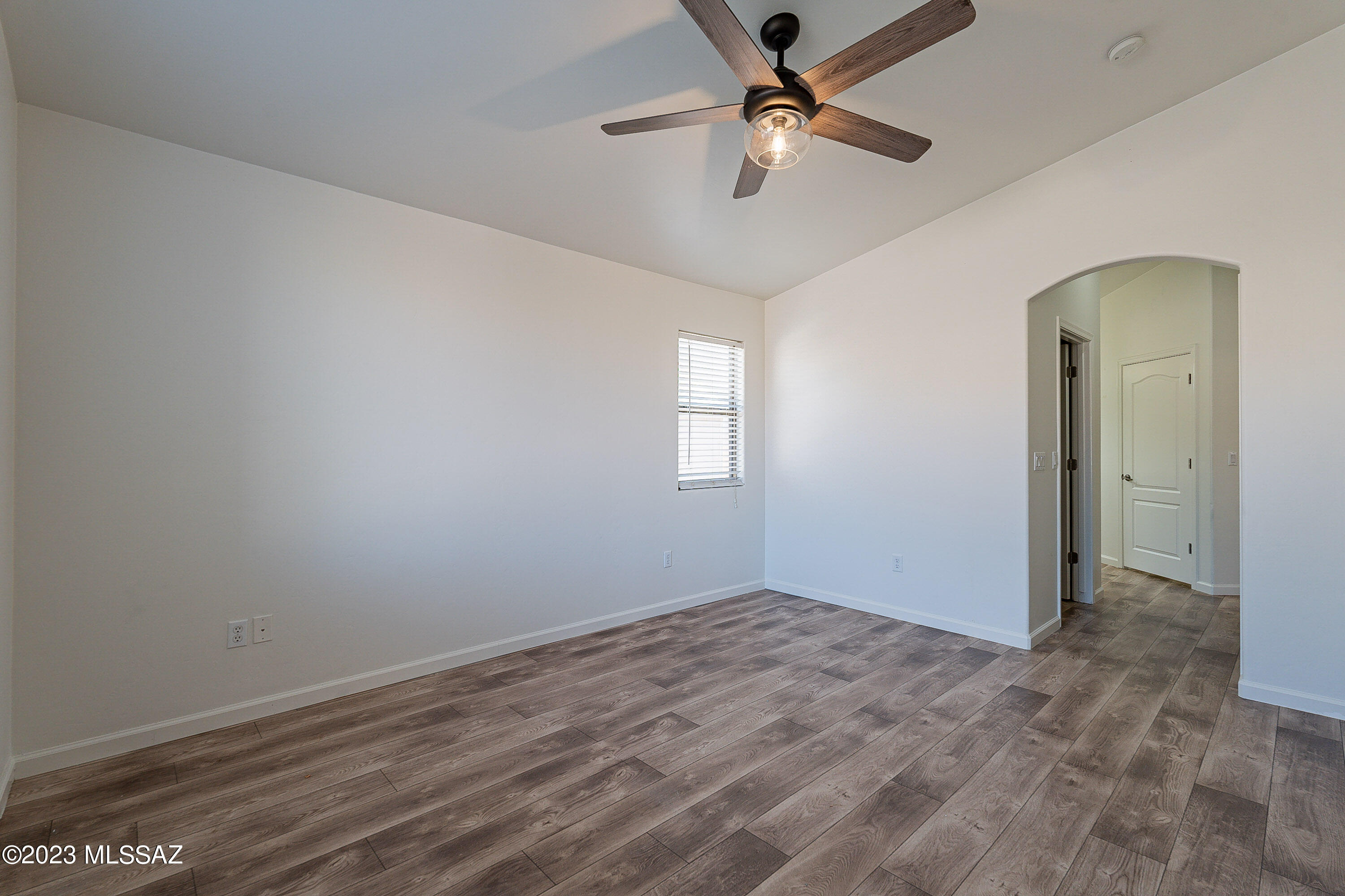 985 E Mowry Wash Lane