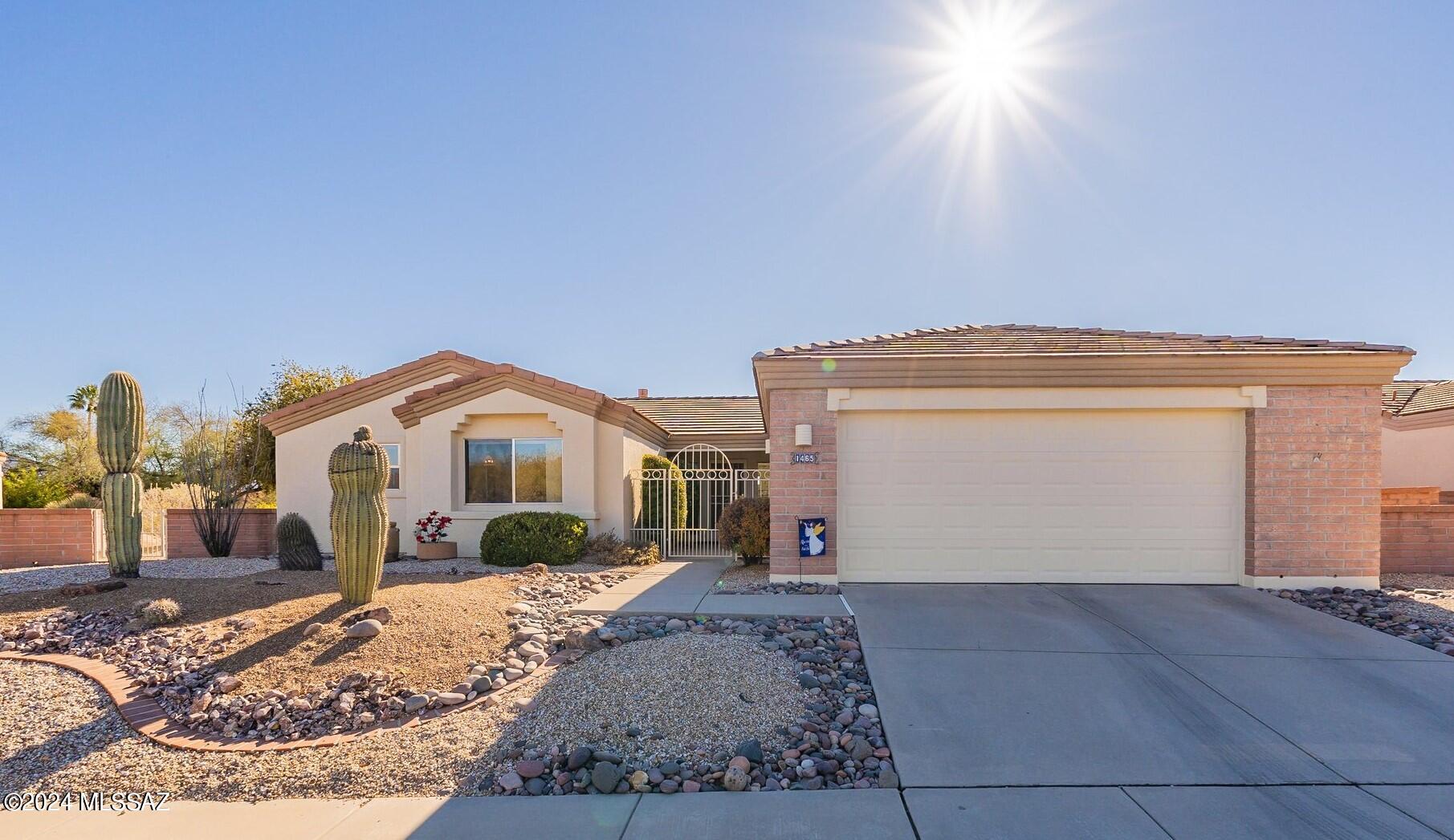 1465 W Desert Jewel Court