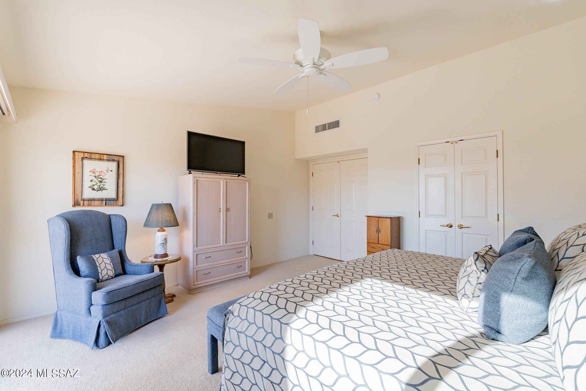 1465 W Desert Jewel Court