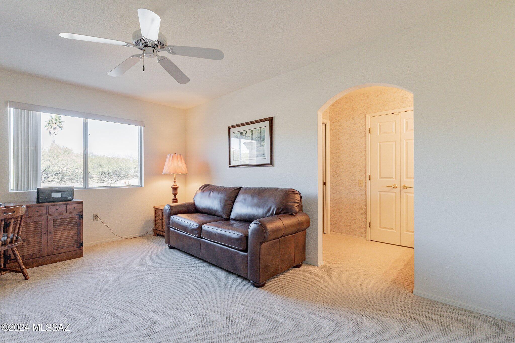 1465 W Desert Jewel Court