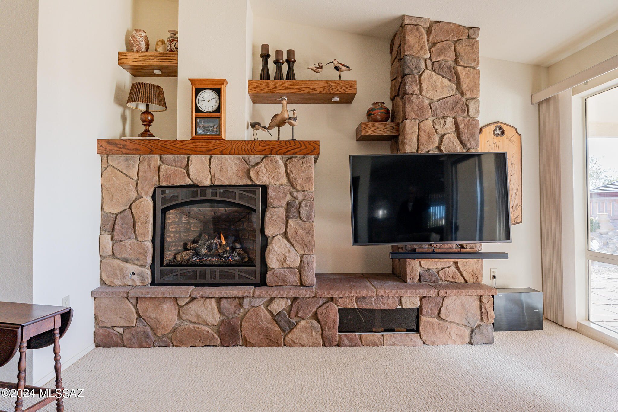 1465 W Desert Jewel Court
