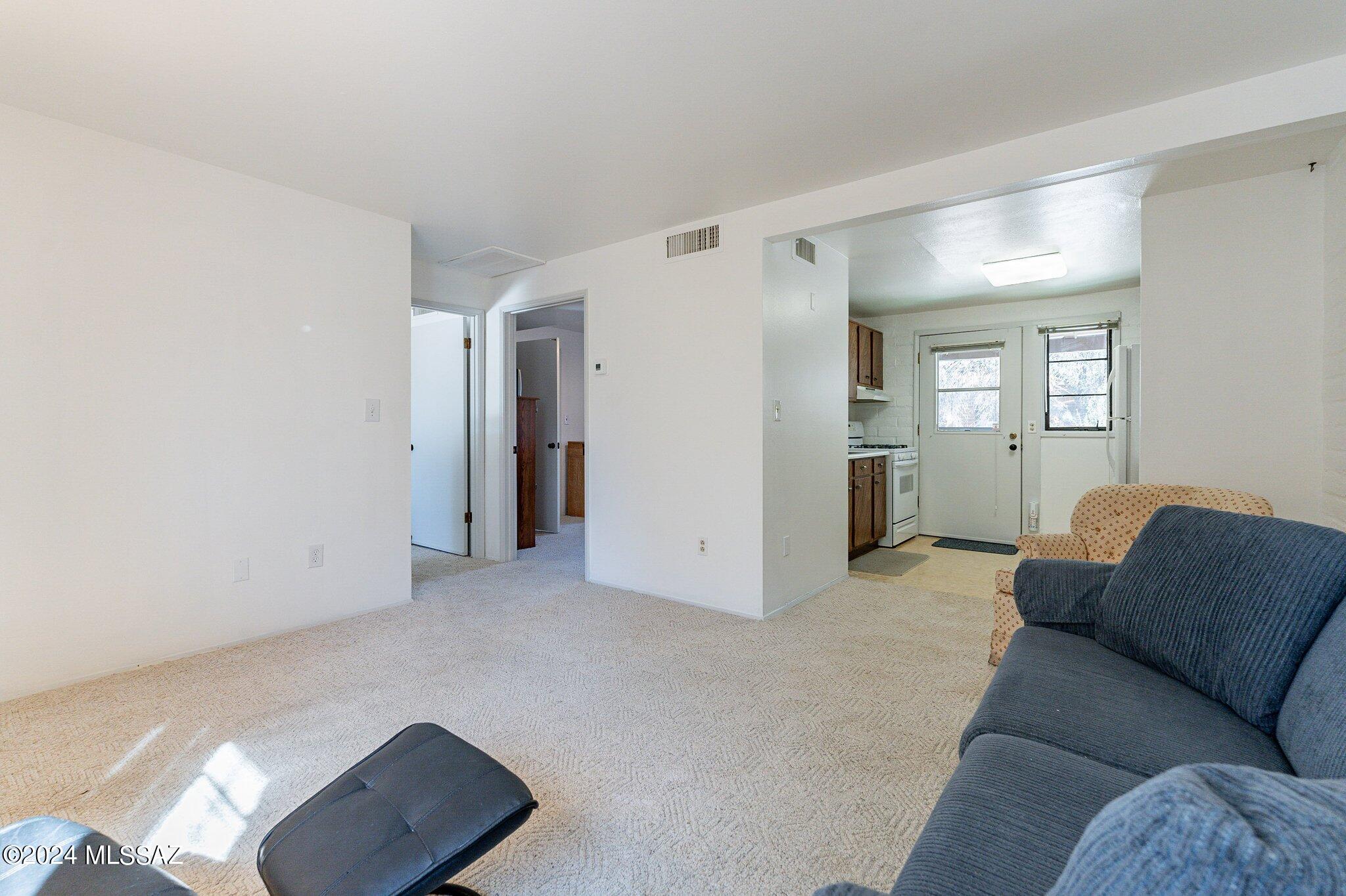 103 S Paseo Tierra Unit: D