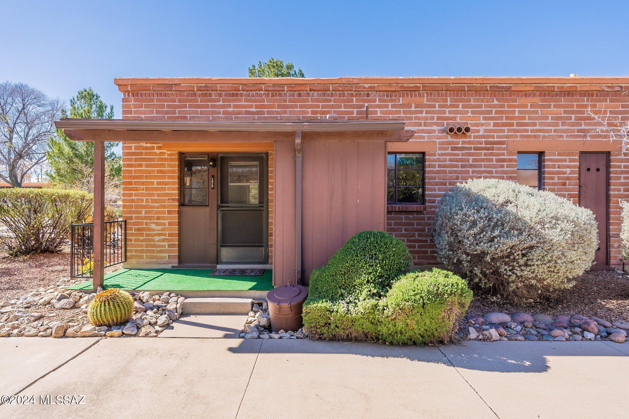 103 S Paseo Tierra Unit: D