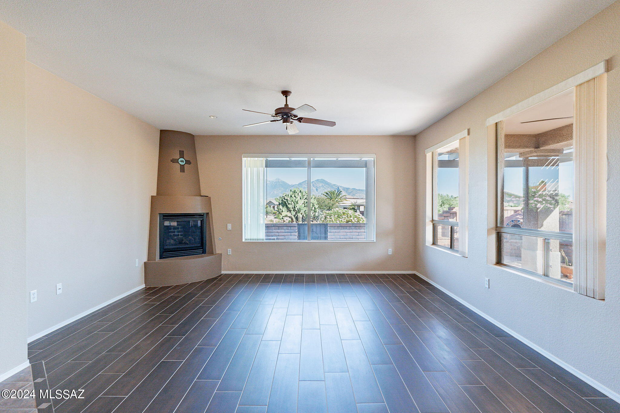 4727 S Longmore Drive